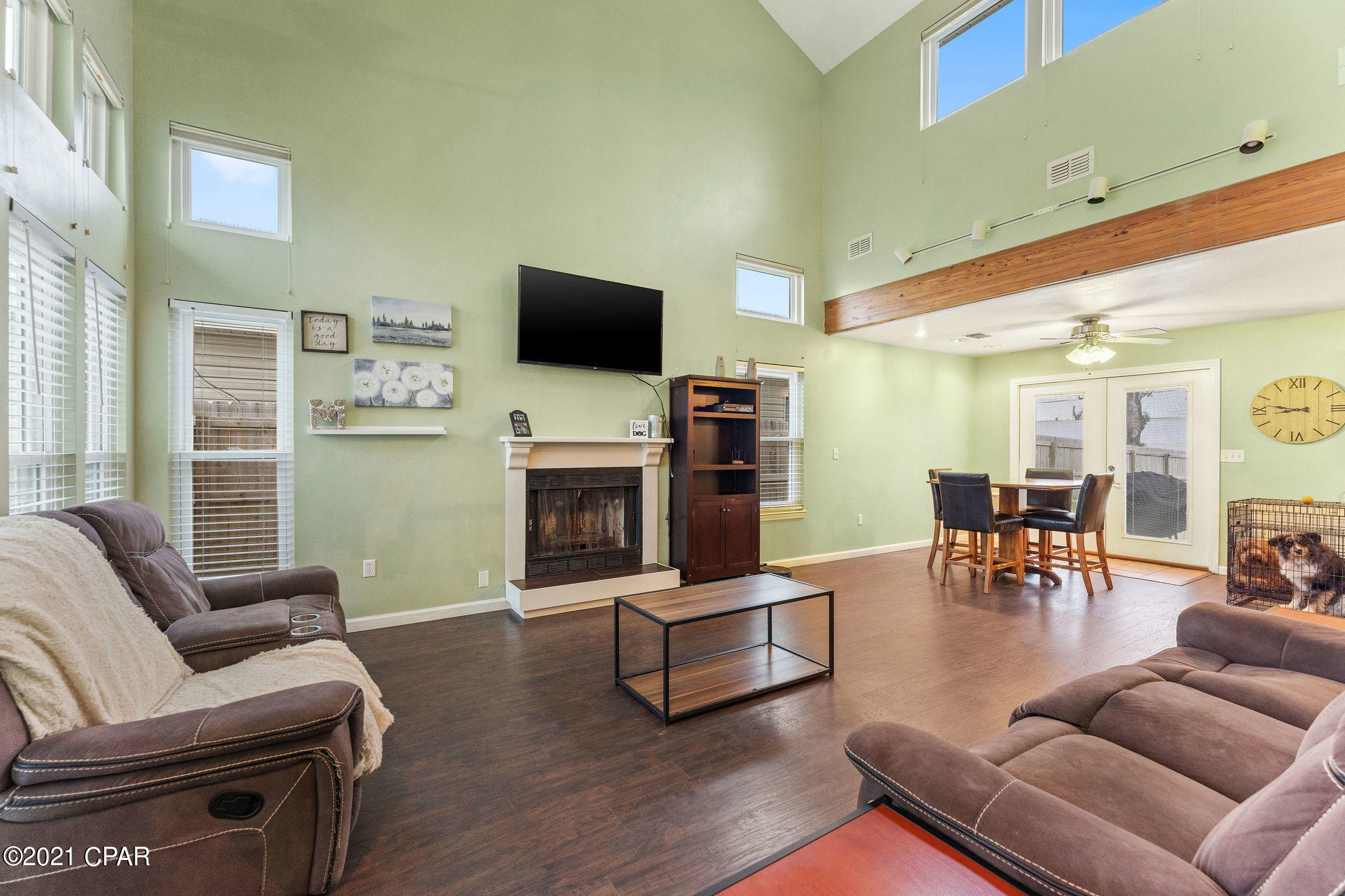 Shadow Bay Unit 2 Replat - Residential