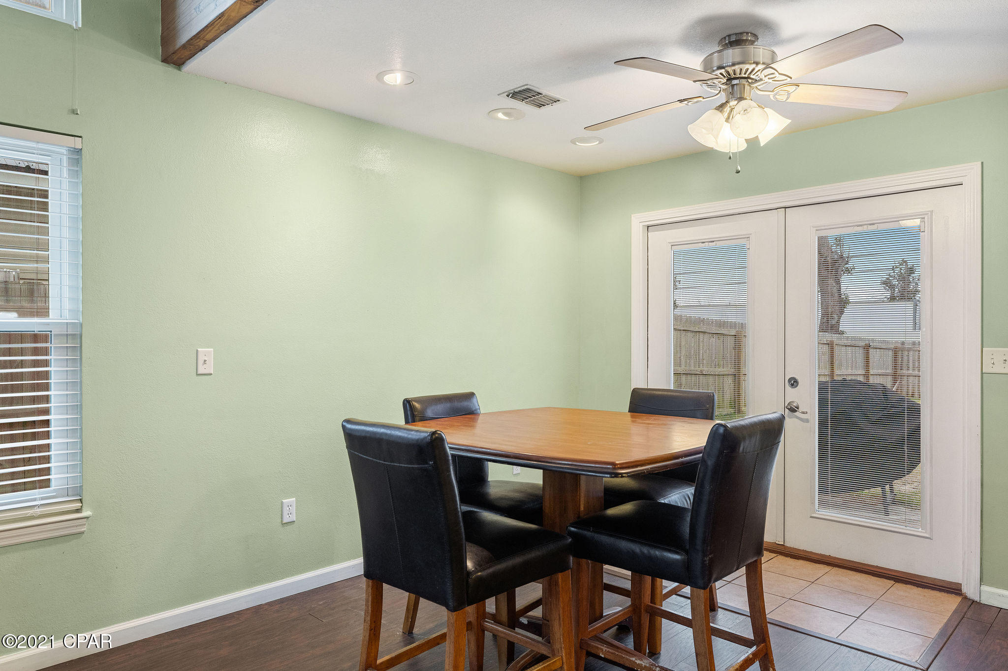 Shadow Bay Unit 2 Replat - Residential