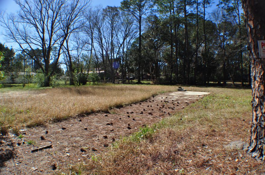 Vacant lot ready for new home!  This is a 125x132 lot (.38 of an acre) with sewer and water already in place.  Very convenient to schools, shopping, hospitals, and Tyndall Air Force Base.  In the Panama City city limits.  All info is approx. and must be verified by Buyer if important.