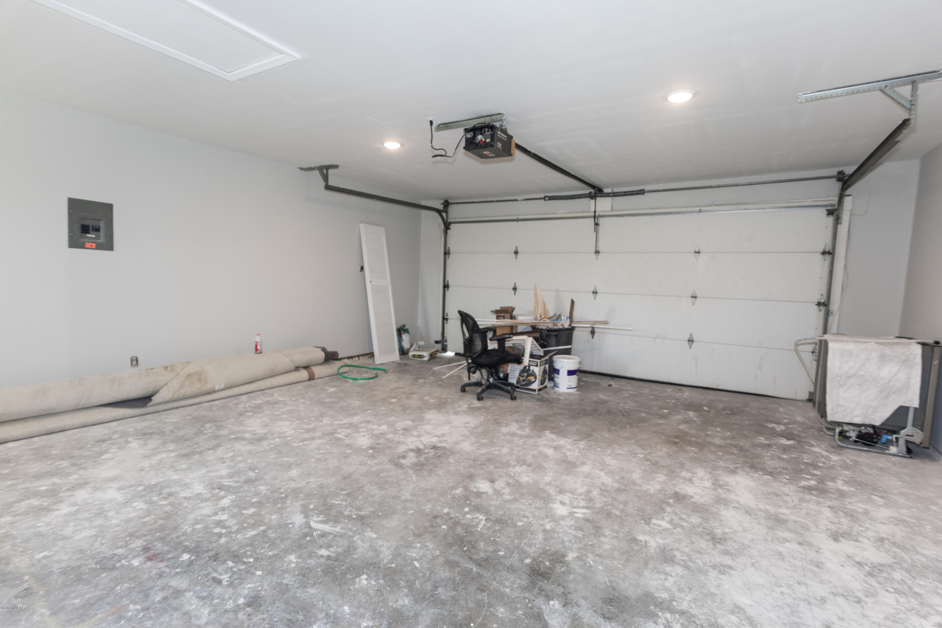 Venetian Villa 1st Add Replat - Residential