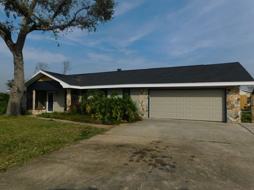 CURRENTLY UNDER CONTRACT, SELLER ACCEPTING BACKUP OFFERSThis is a newly remodeled 3 bed 2 bath , 2266 sq' including the Florida room. The Florida room has access to the back yard and pool area. Great room has vaulted ceilings and wood burning fireplace. Remodeled kitchen with white shaker cabinets and quartz counter top with breakfast bar overlooking the Great room as well as kitchen nook and separate dining area. Nice size laundry room just off the kitchen as well as access to the garage and back yard pool area. Master bedroom has a private bath with custom barn door entry and walk in closet, master has 2 additional closets as well. Master bedroom has sliding door to access the back yard and pool area. 2 additional bedrooms and hall bath are towards the front of the home kitchen , baths and laundry area are tiled with the rest of the home vinyl laminate flooring. Over sized 2 car garage and privacy fenced back yard. Seller has recently installed all new interior doors and hardware as well as a New stainless Refrigerator. Nicely landscaped yard.