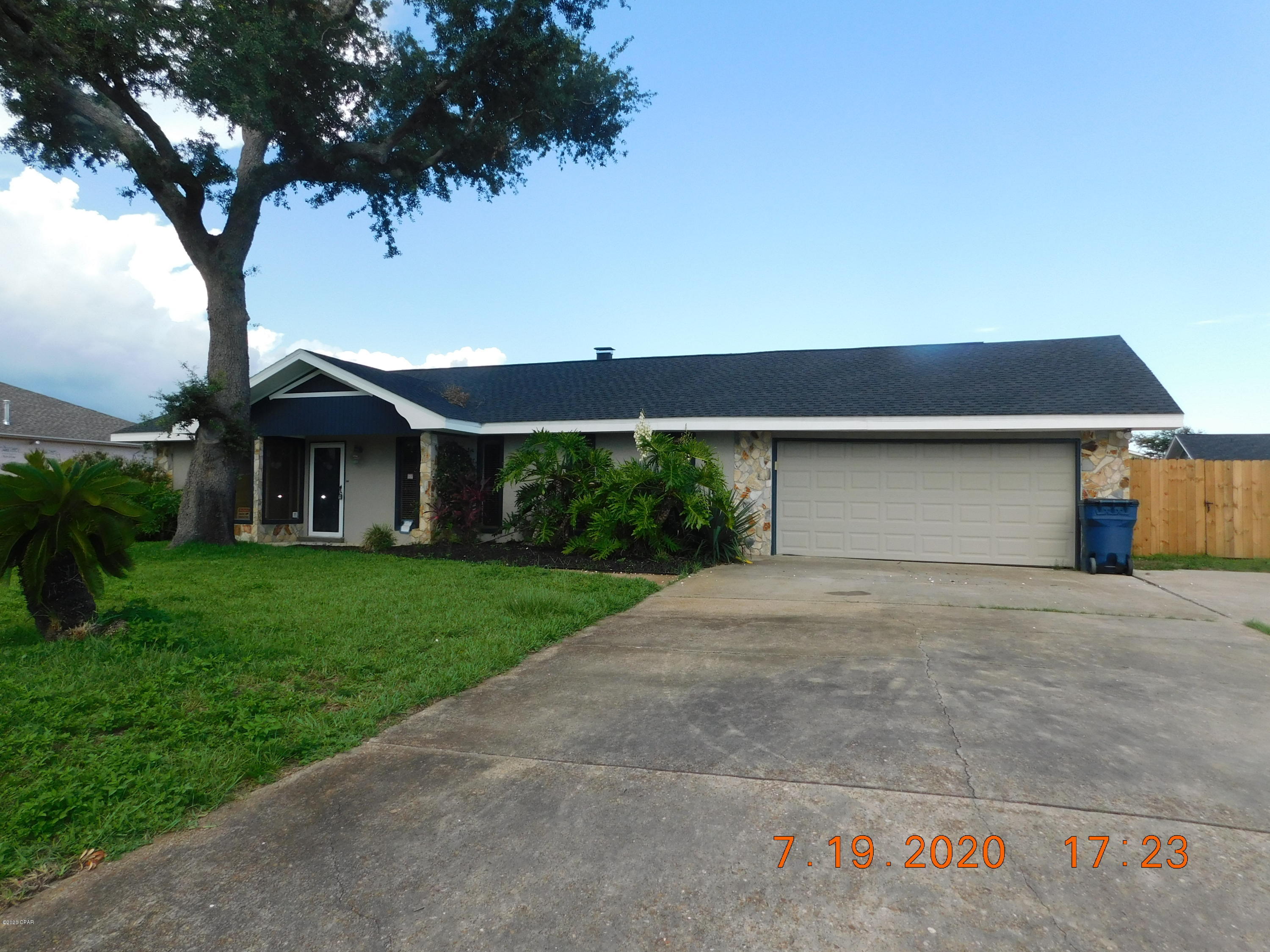 Venetian Villa 1st Add Replat - Residential