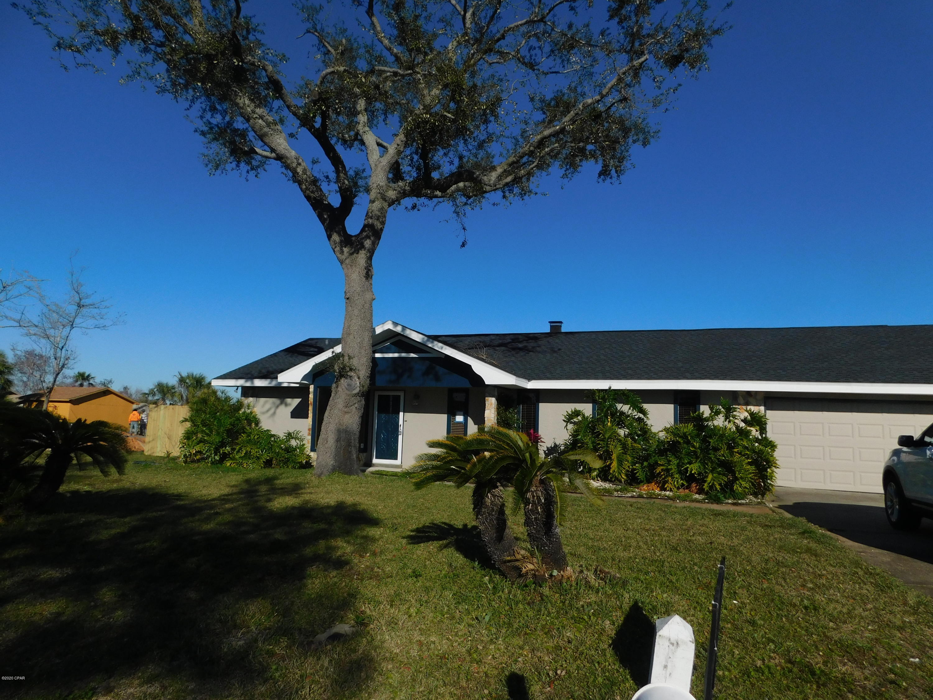 Venetian Villa 1st Add Replat - Residential