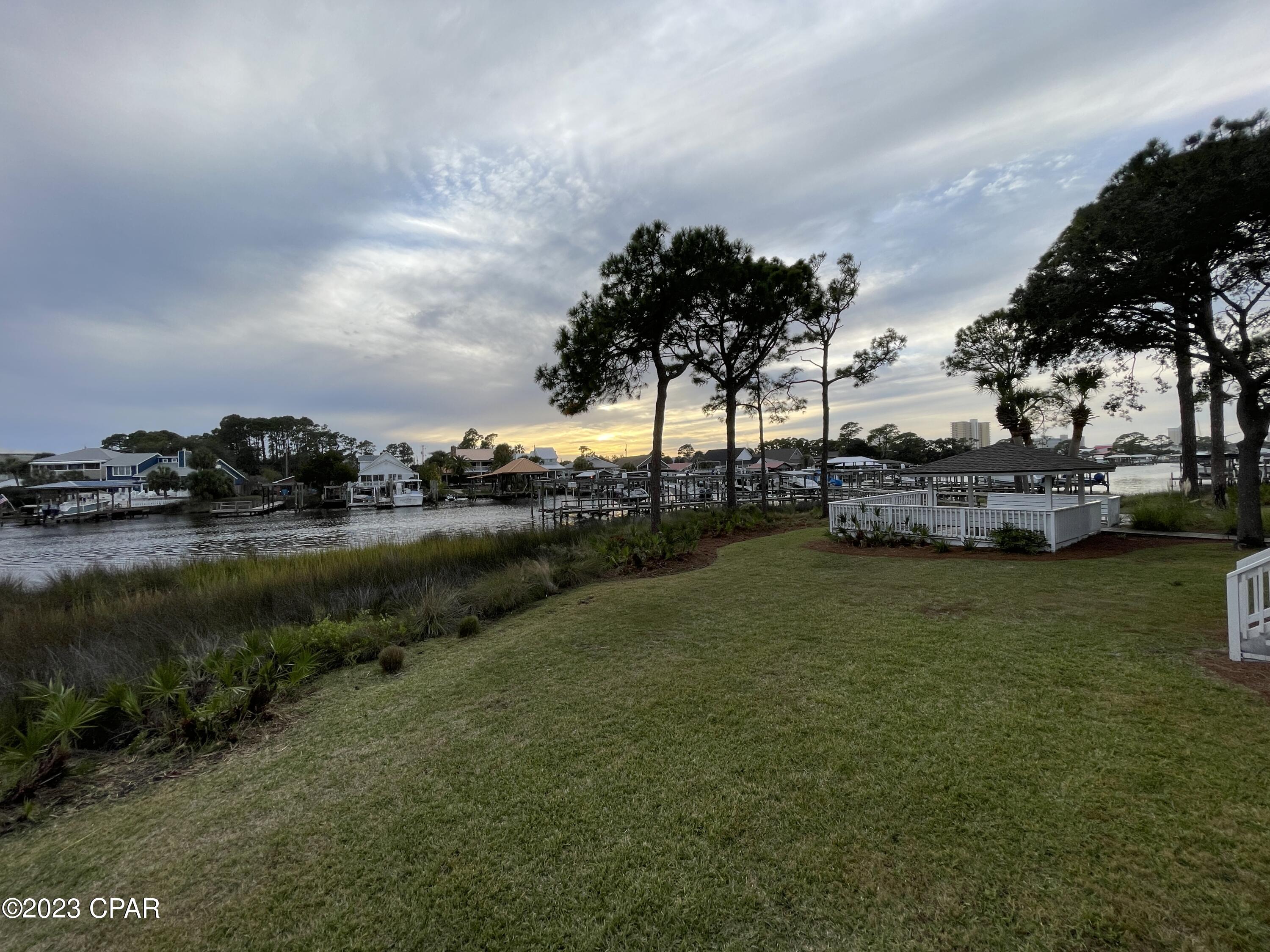 Point Lagoon Condos - Residential Lease