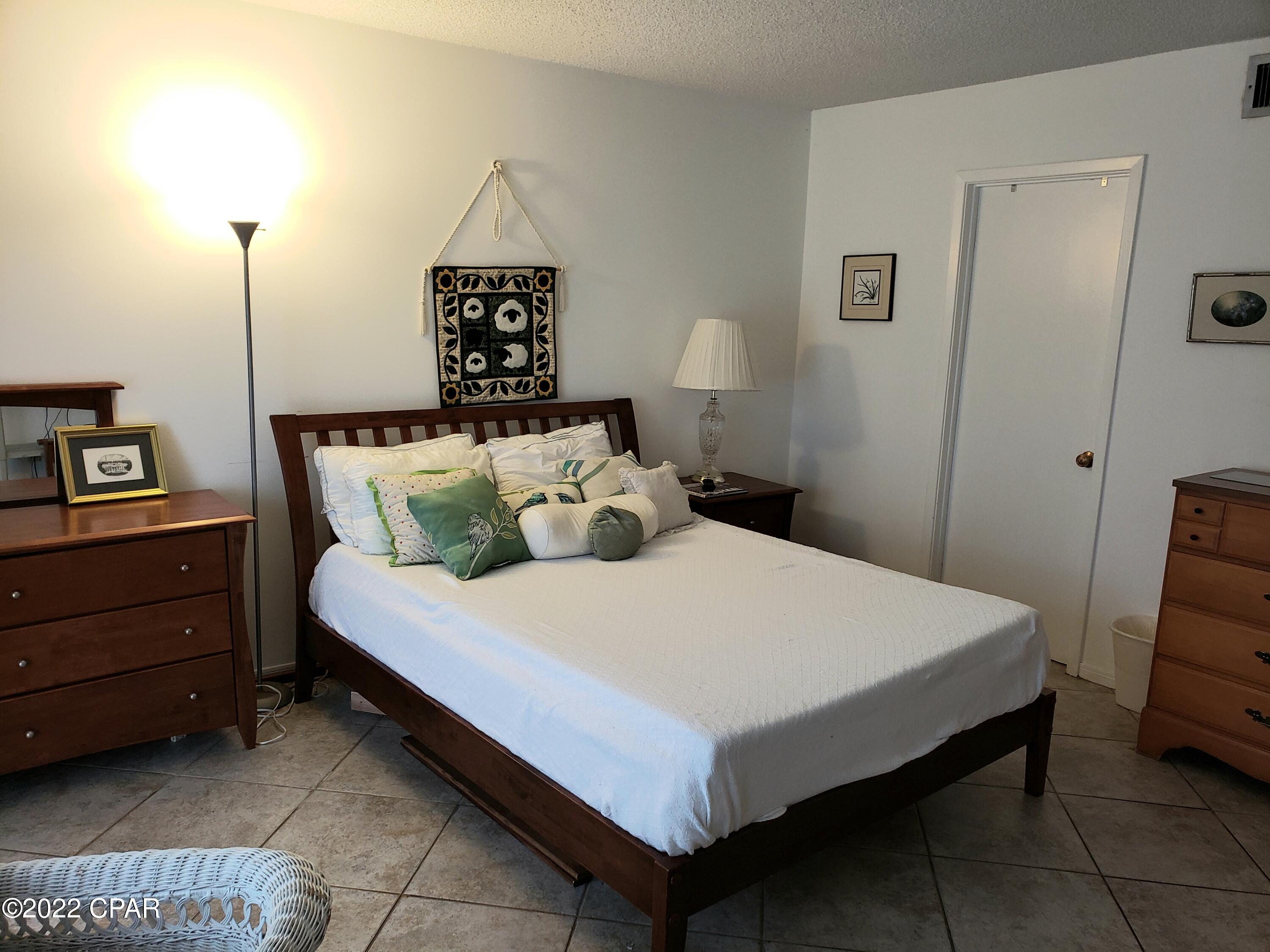 Edgewater Golf Villas II-B - Residential