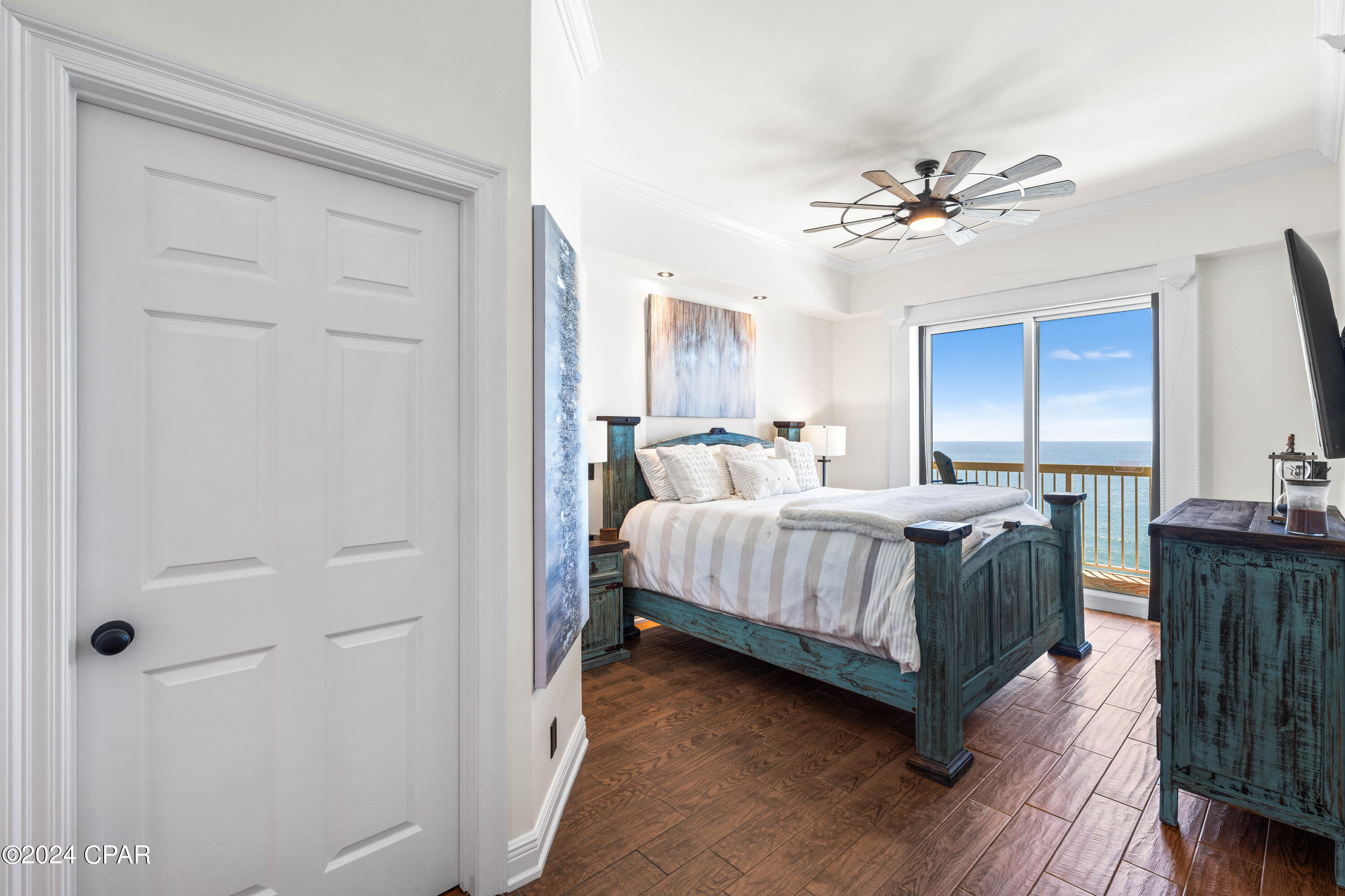 Calypso Towers I - Residential