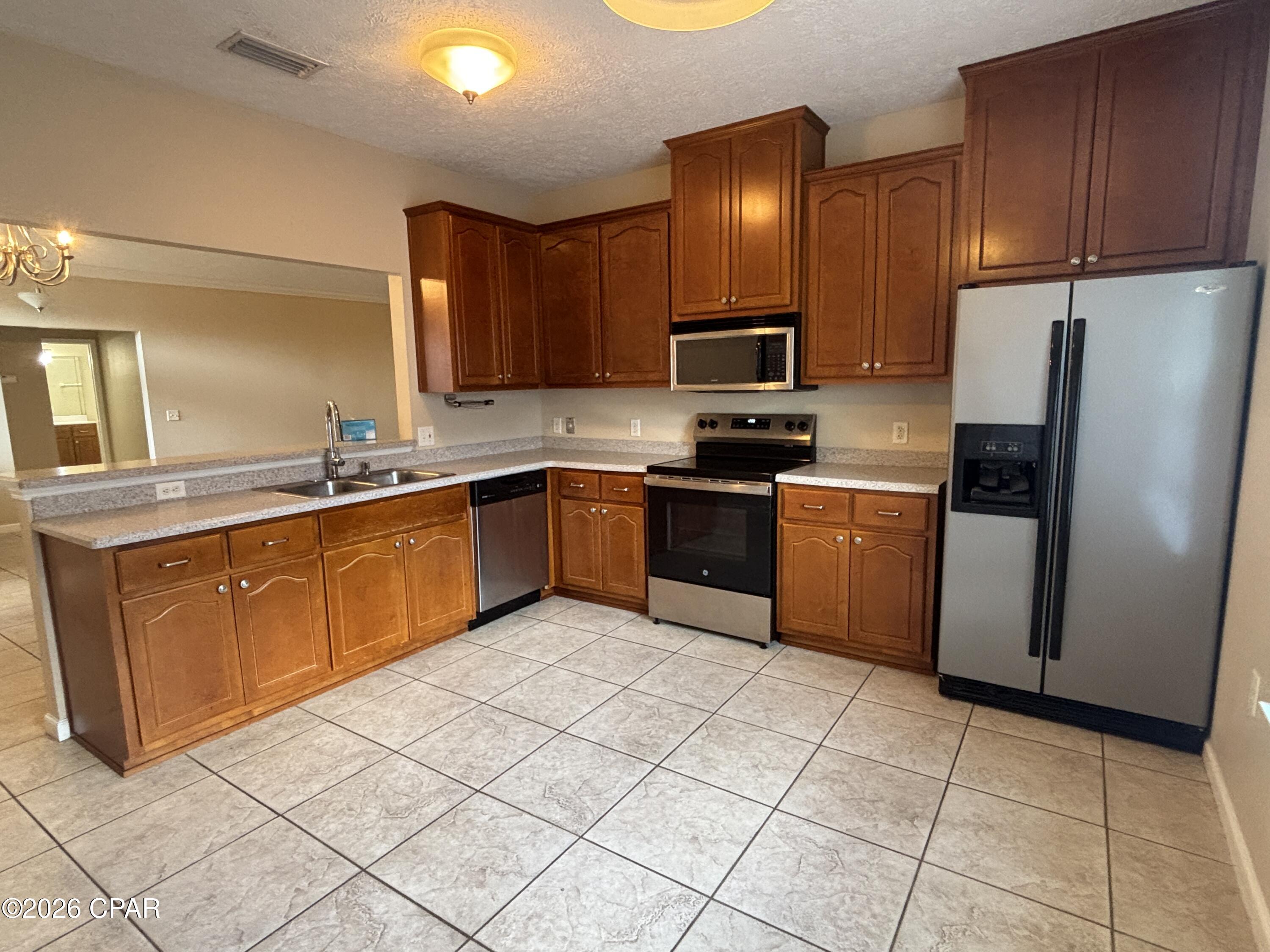 Camryn's Crossing - Residential Lease