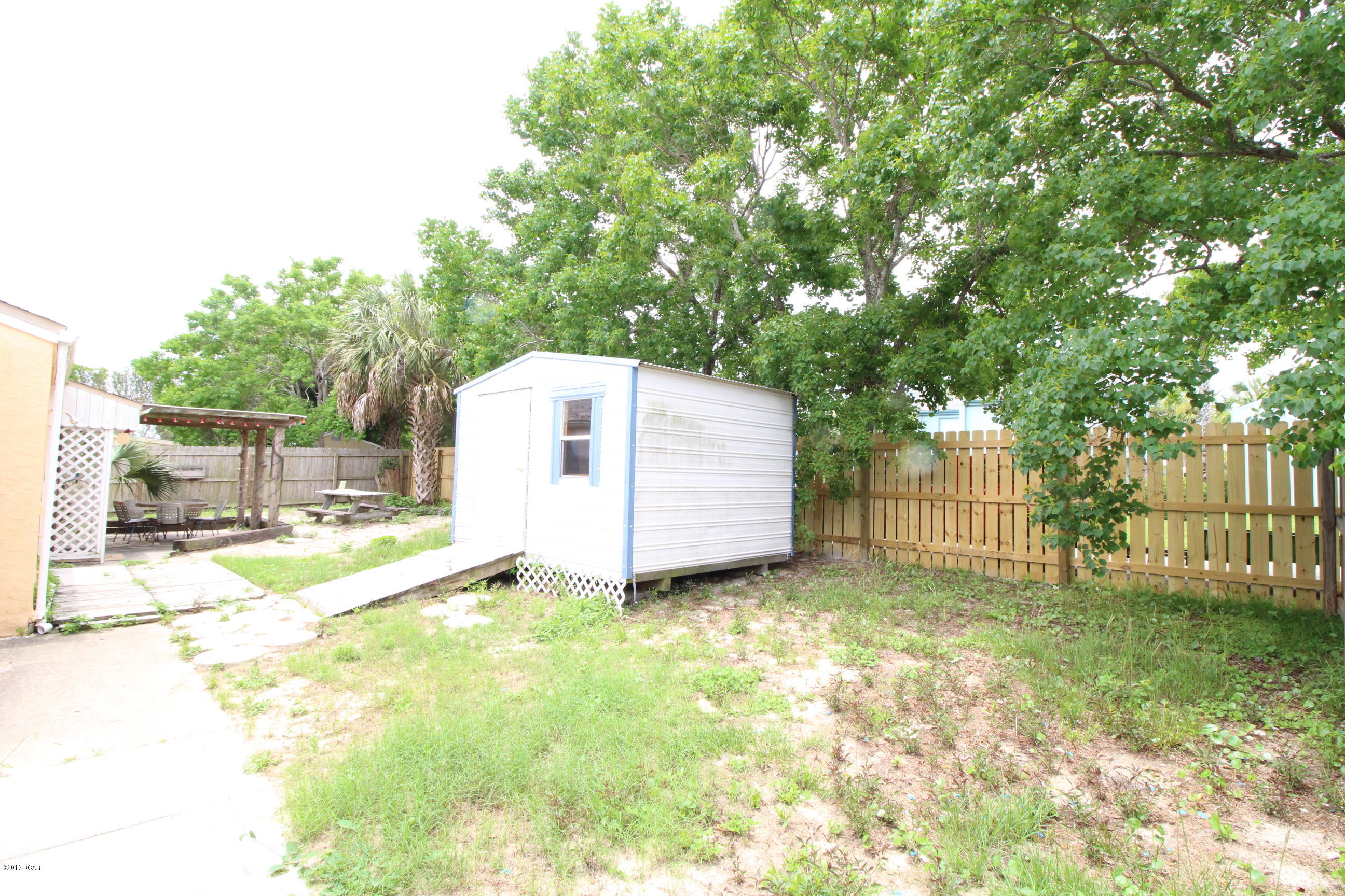 Kiska Beach 1st Add - Residential