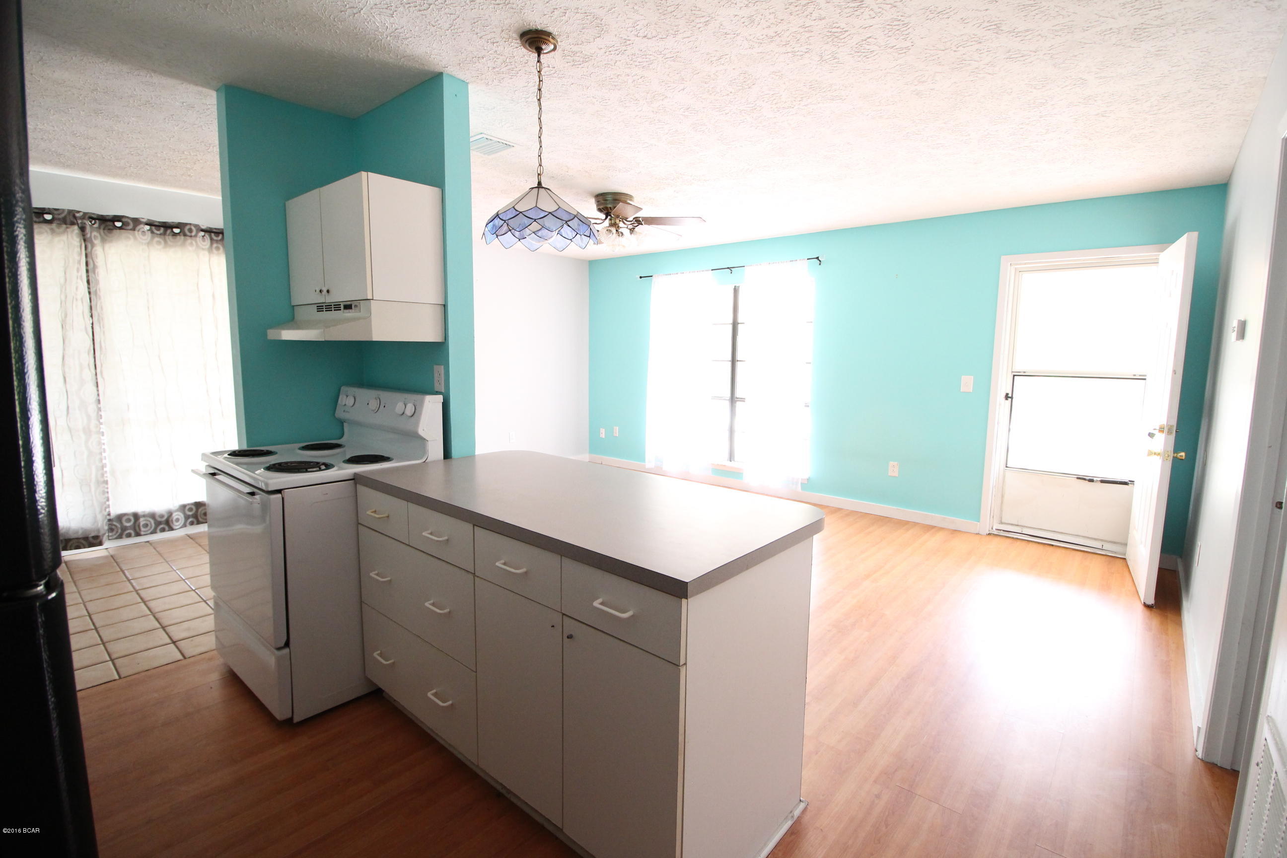 Kiska Beach 1st Add - Residential