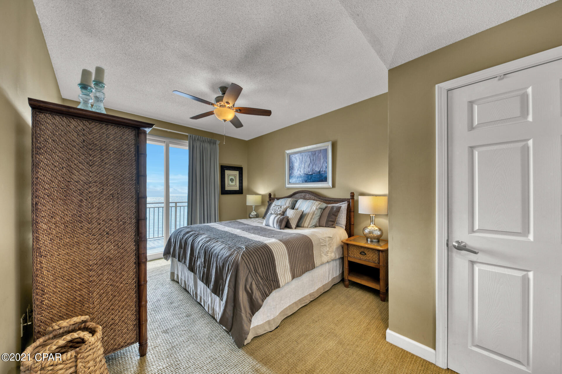 Sterling Reef - Residential