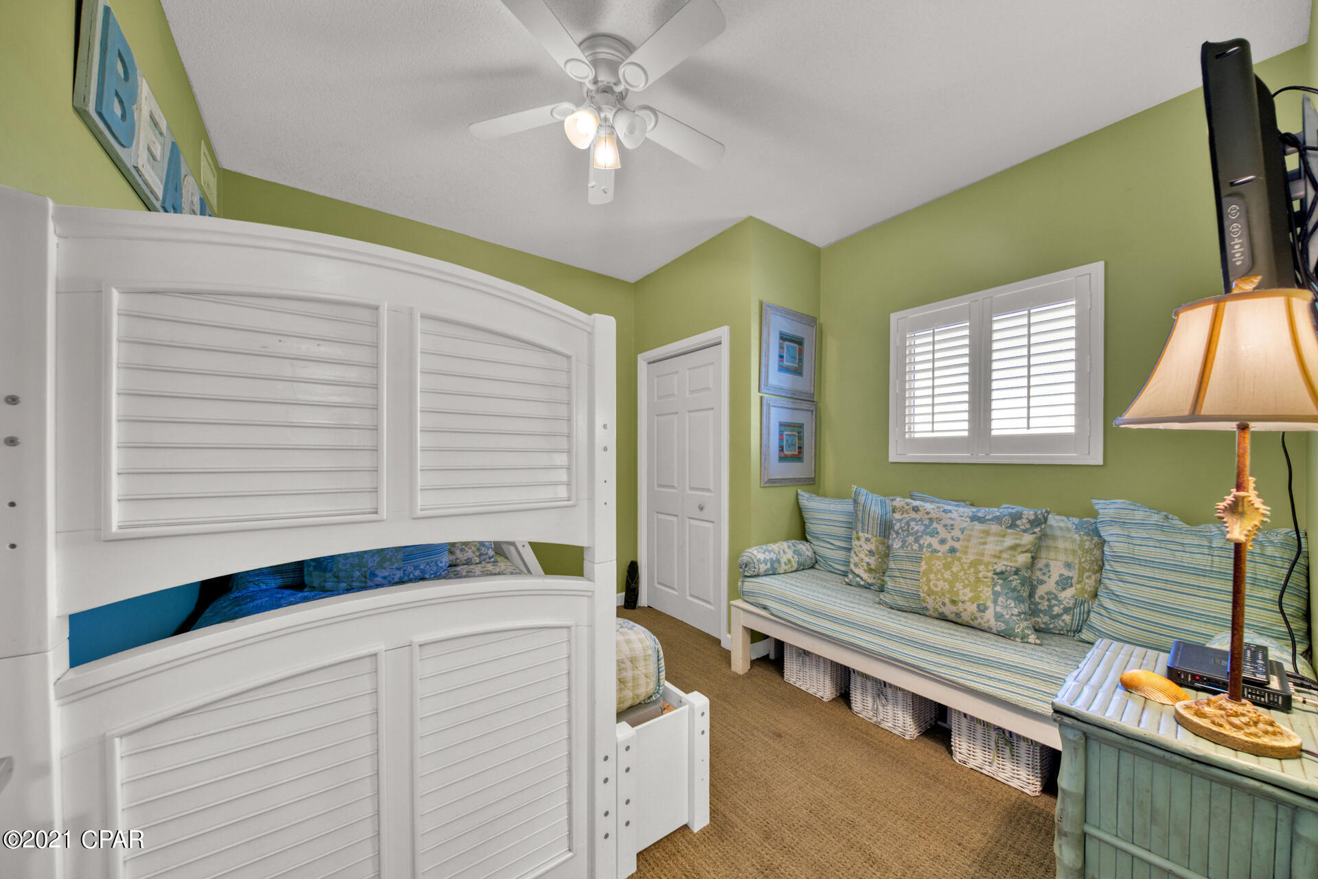 Sterling Reef - Residential