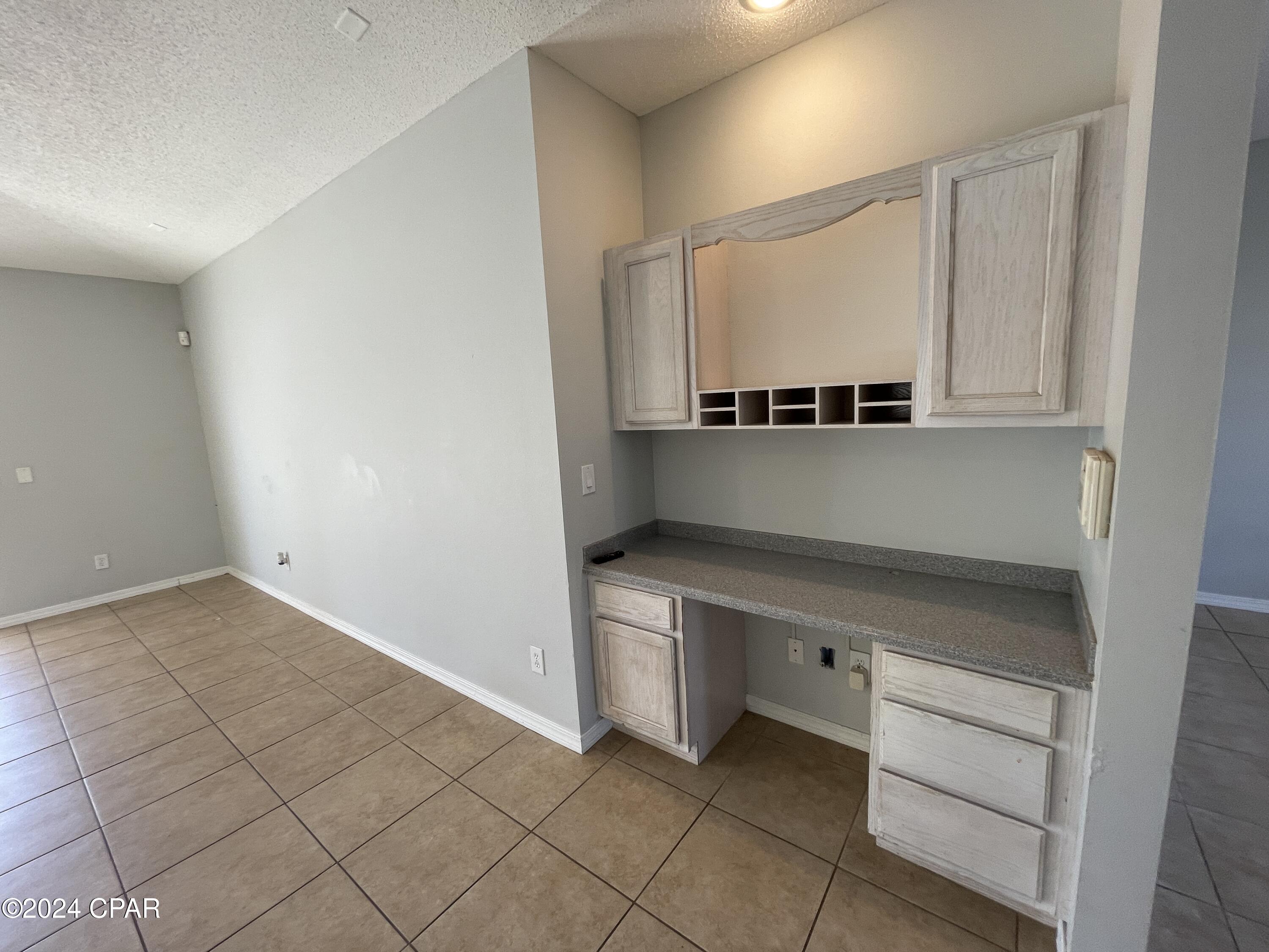 Hammocks Phase I - Residential Lease