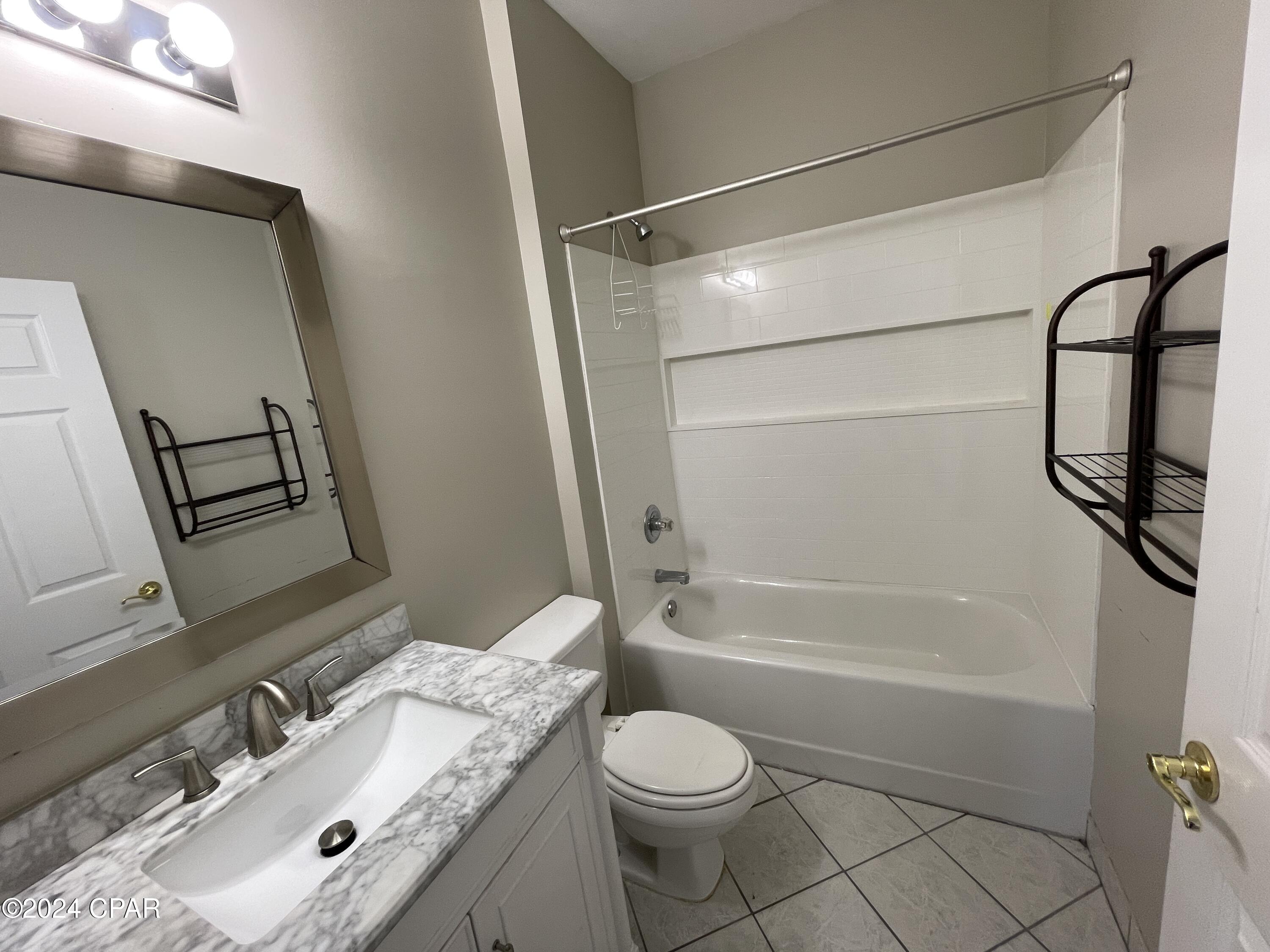 Hammocks Phase I - Residential Lease