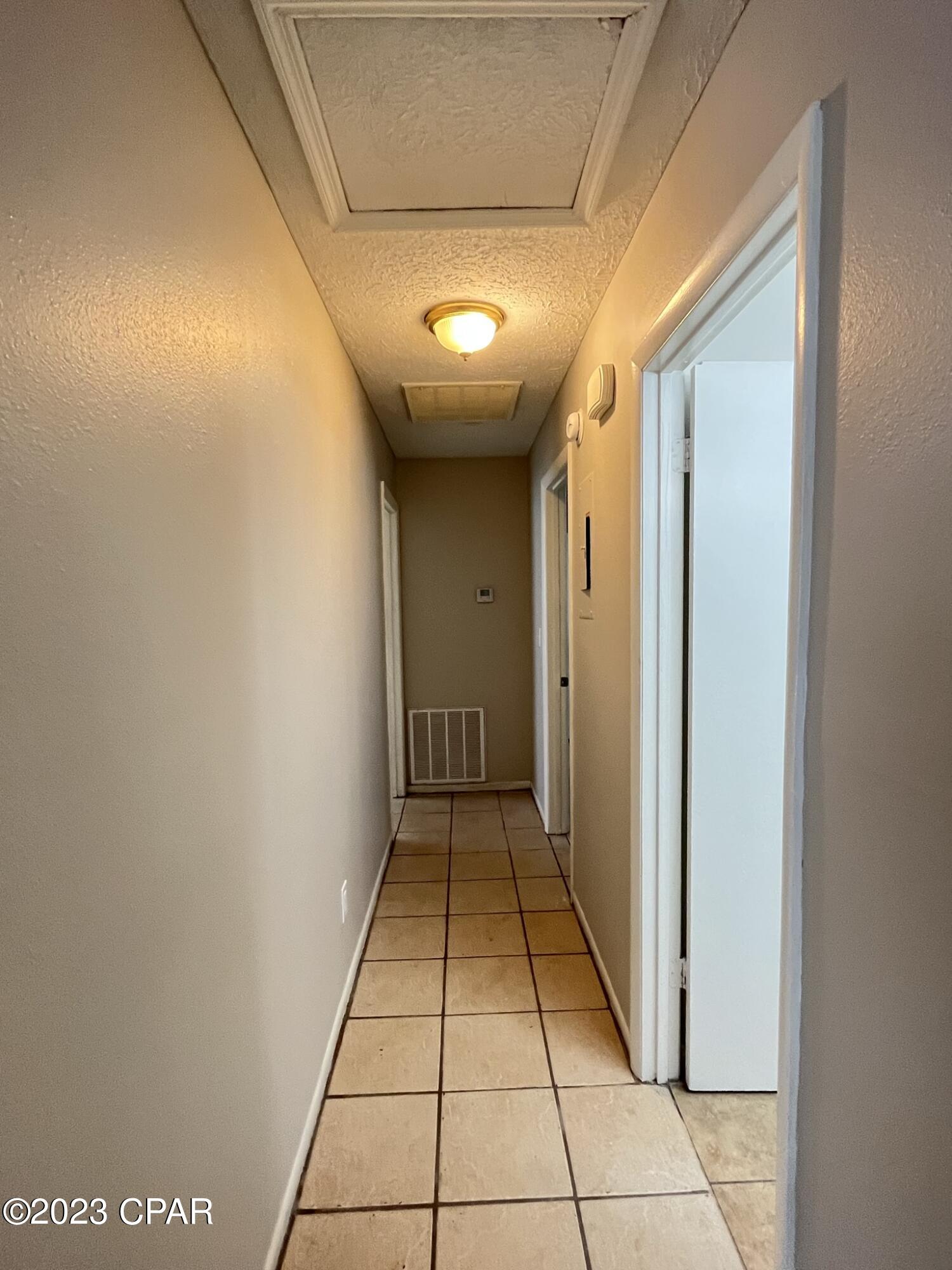 [No Recorded Subdiv] - Residential Lease