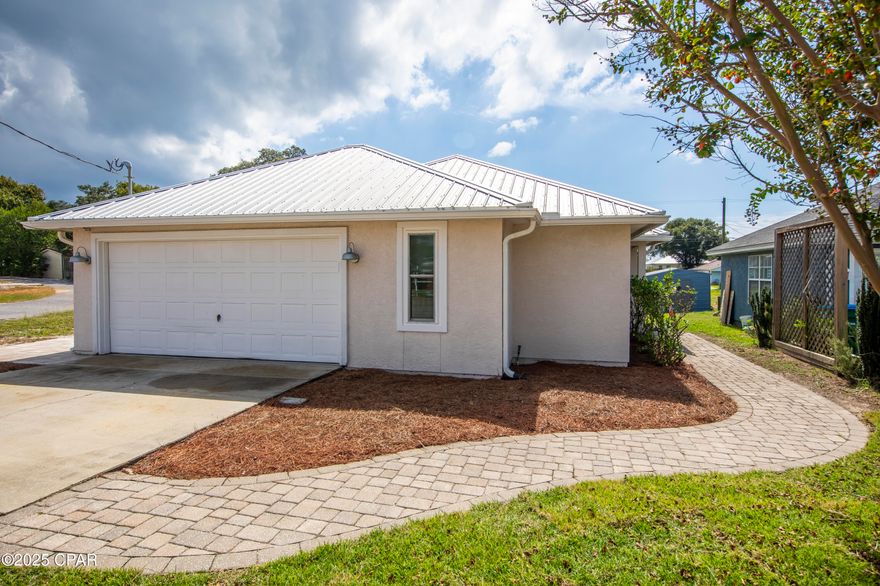 UTILITIES INCLUDED!!
Enjoy coastal living in this three-bedroom, two-bathroom home with a two-car garage on a premium lot with no neighbors behind. It is situated just minutes from 30A and white sand beaches and is close to shopping and dining. Pets are allowed with pet fees and deposits. It is ideal for anyone looking for a peaceful, well-maintained home near the beach.