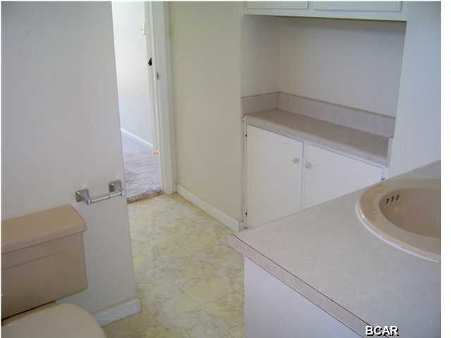 College Point 1st Add - Residential