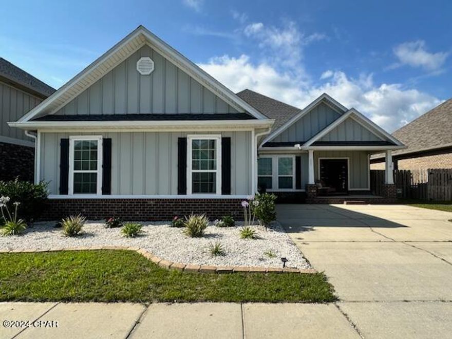 Beautiful 3 bedroom 2 bath home located at The Villages of Mill Bayou. Open floorplan with granite countertops, large pantry, double vanities, trey ceilings. Must see!