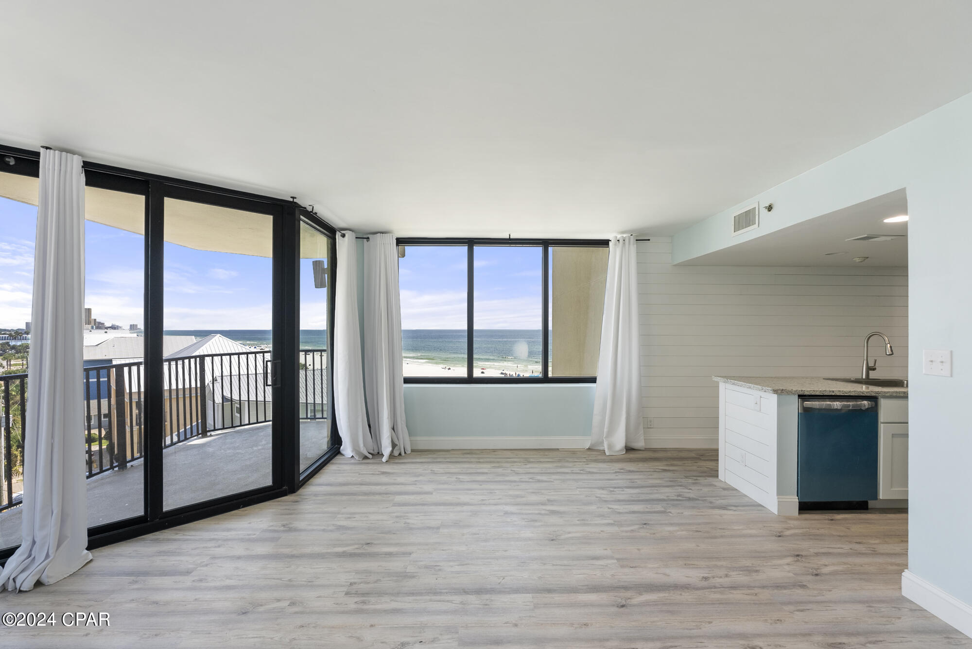 Sunbird Condo - Residential