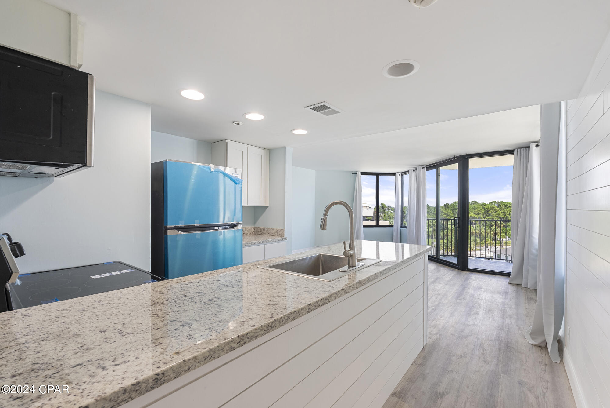 Sunbird Condo - Residential