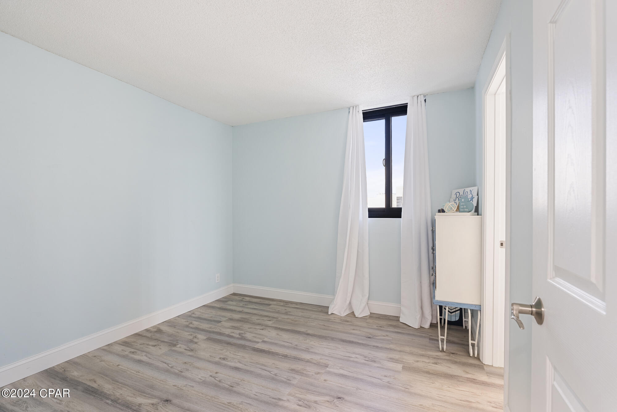 Sunbird Condo - Residential