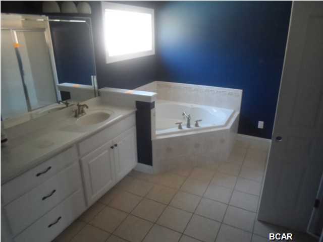 Mowat Highlands Ph X - Residential