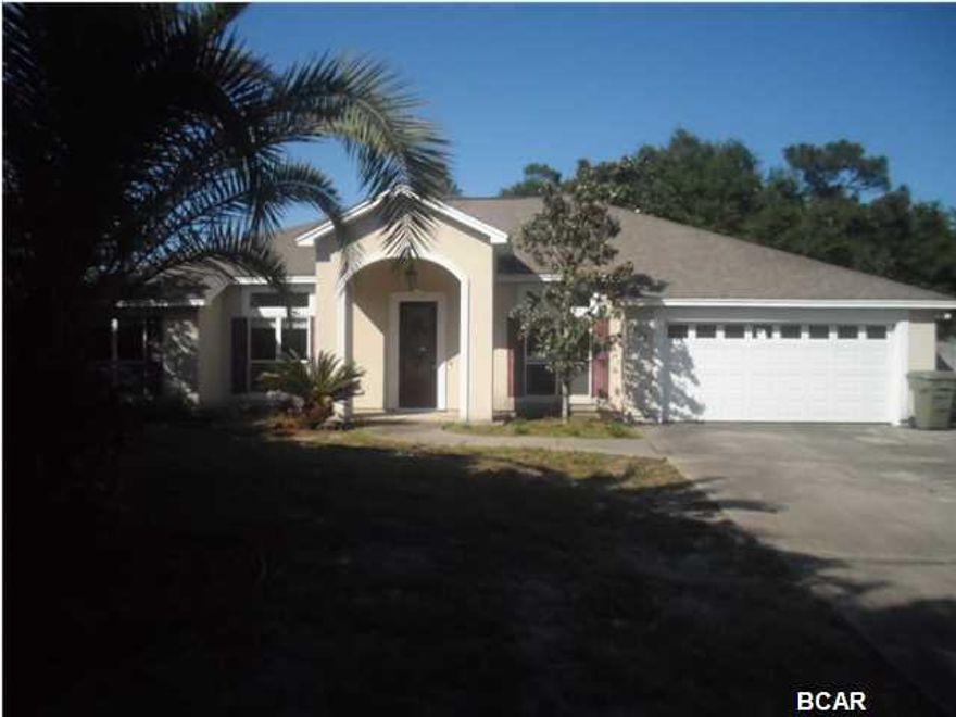 Location , Location, Location in highly desired Mowat Highlands Subdivision. This 4Br/3Ba features a split bedroom plan, 10 ft ceilings, large great room with fireplace, a formal dining room and a large kitchen with a breakfast nook. The master bathroom has a large walk-in closet, a jacuzzi style tub and a separate shower. Also feature in-ground swimming pool with screen enclosure. Home is being sold ''AS IS''.