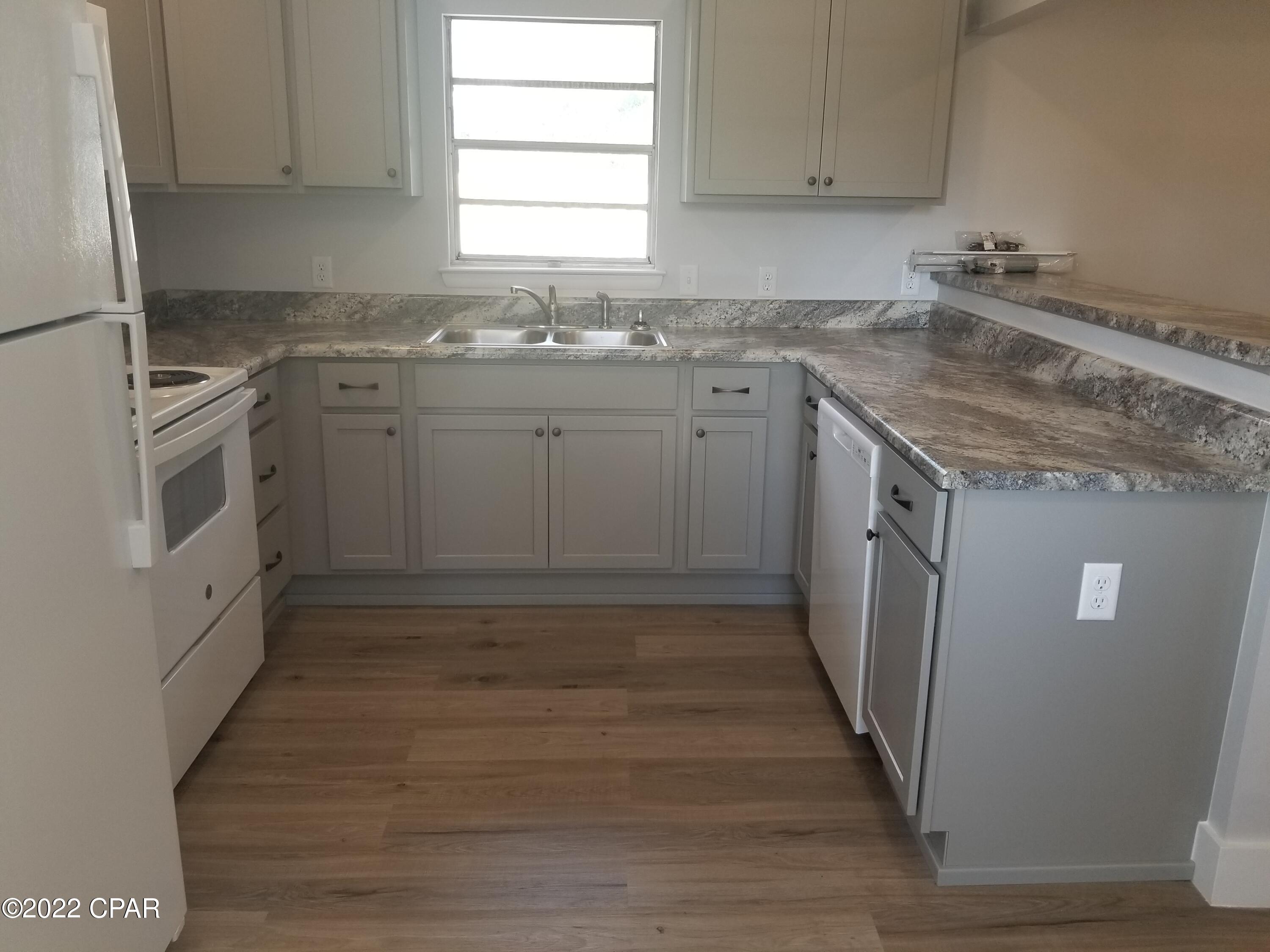 [No Recorded Subdiv] - Residential Lease