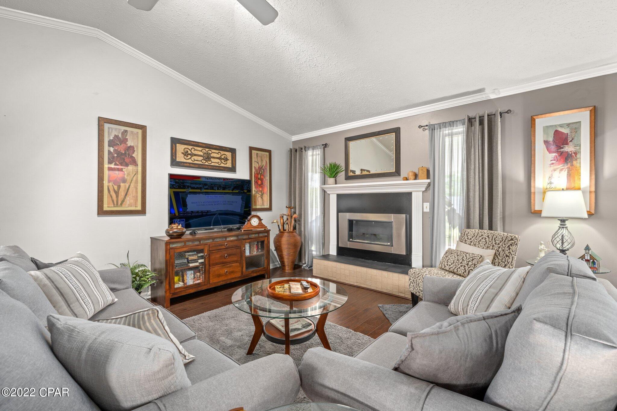 Belaire Estates U-5 - Residential