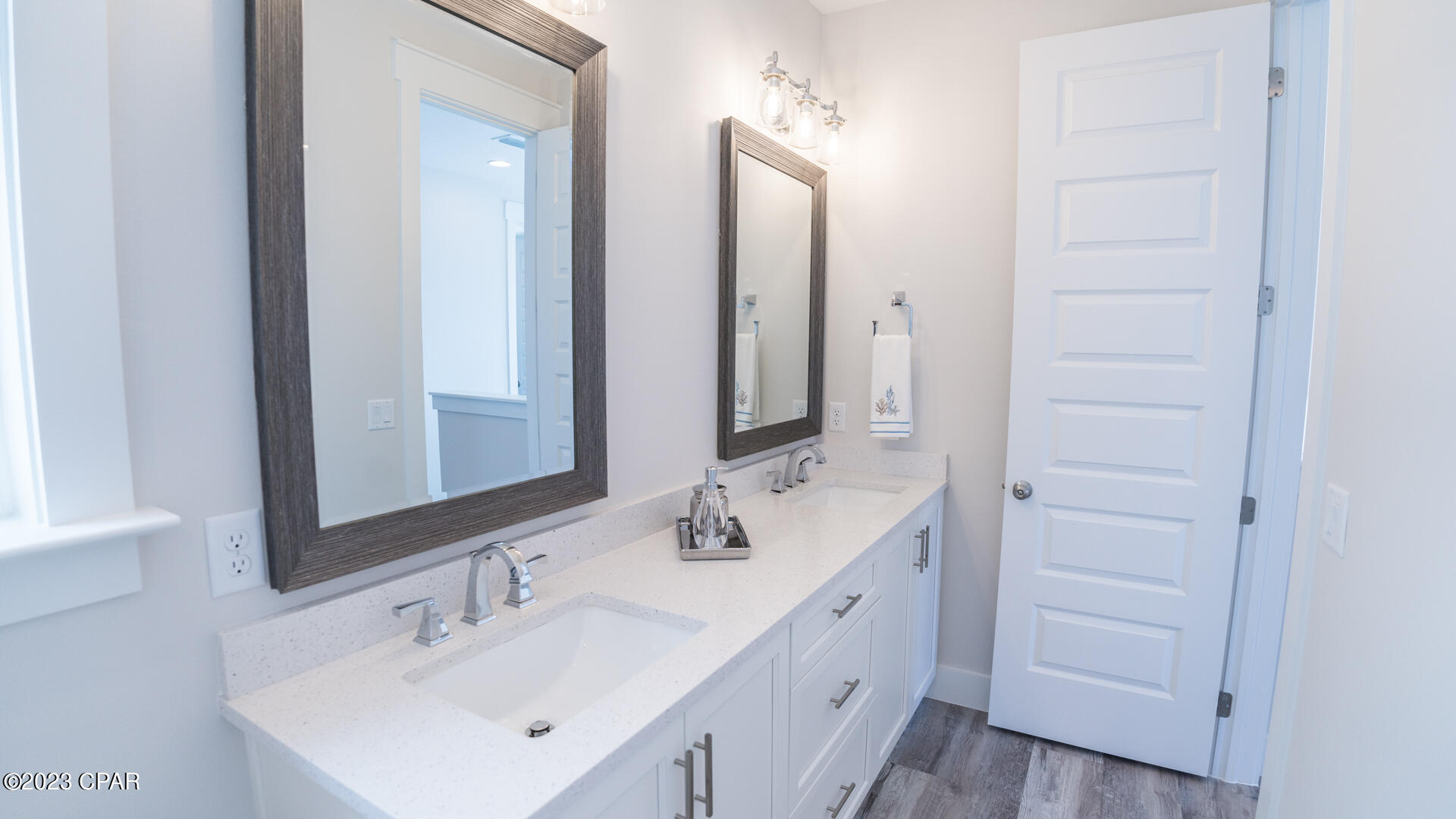 Laguna Beach 2nd Add - Residential