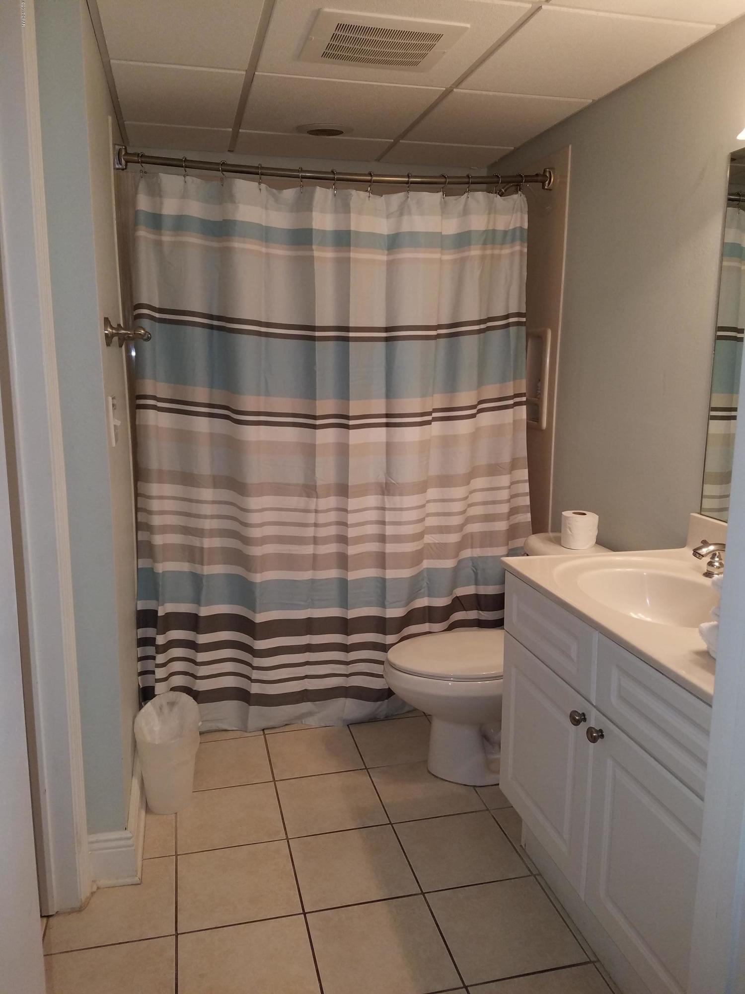 Emerald Beach Resort - Residential Lease