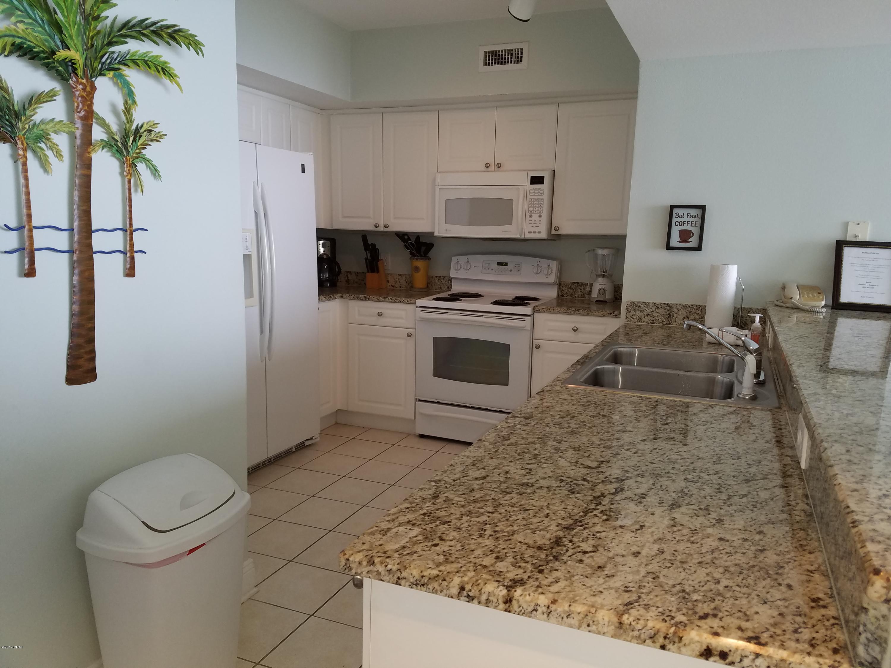 Emerald Beach Resort - Residential Lease