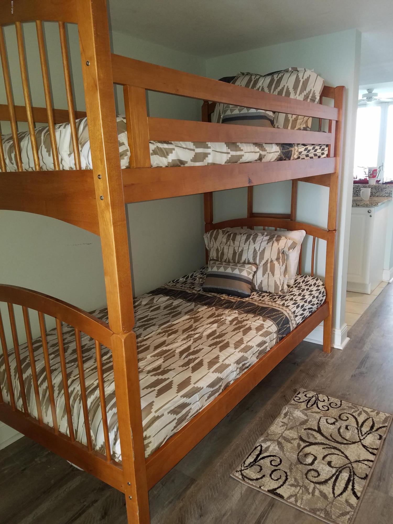 Emerald Beach Resort - Residential Lease