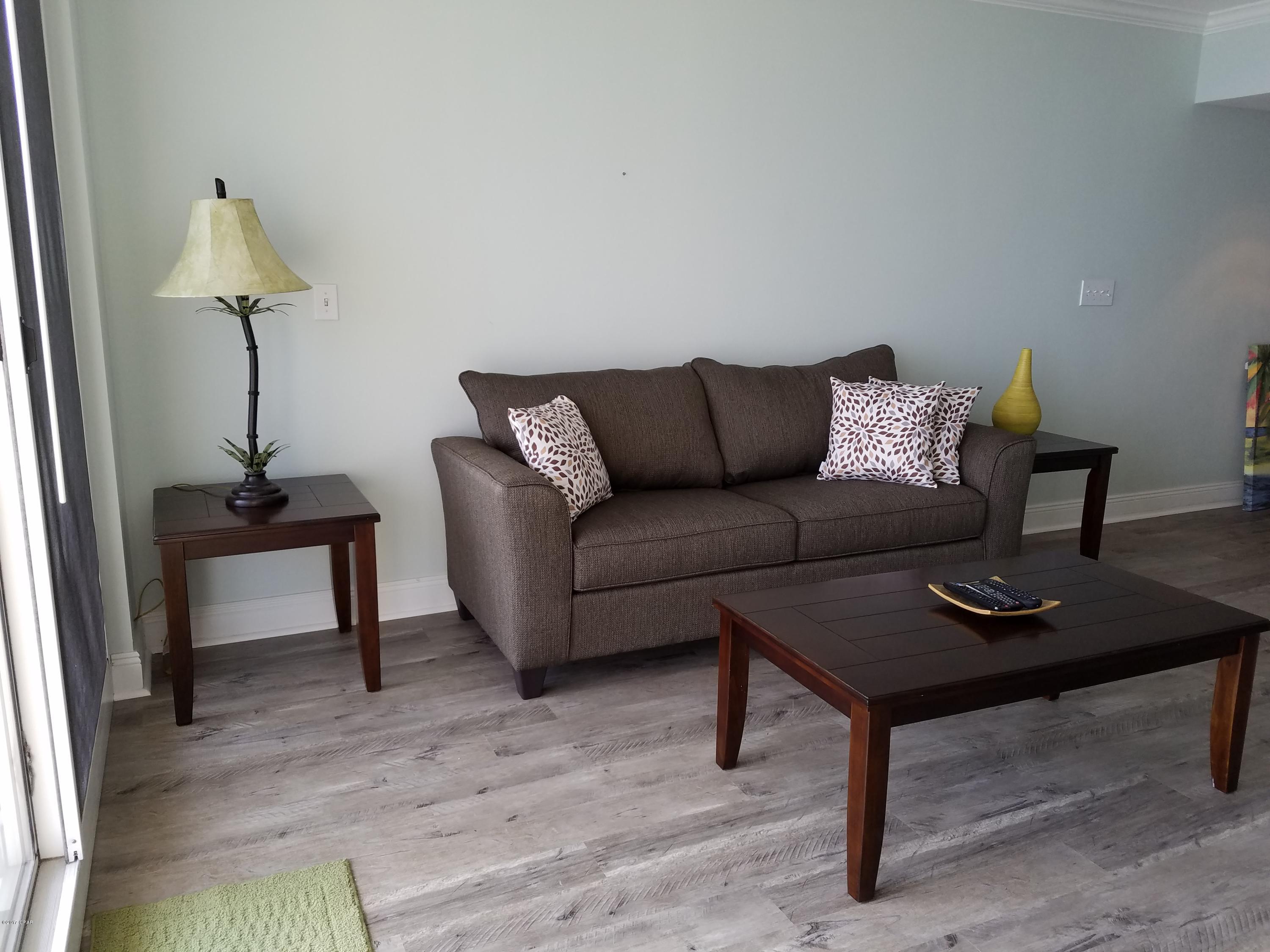 Emerald Beach Resort - Residential Lease