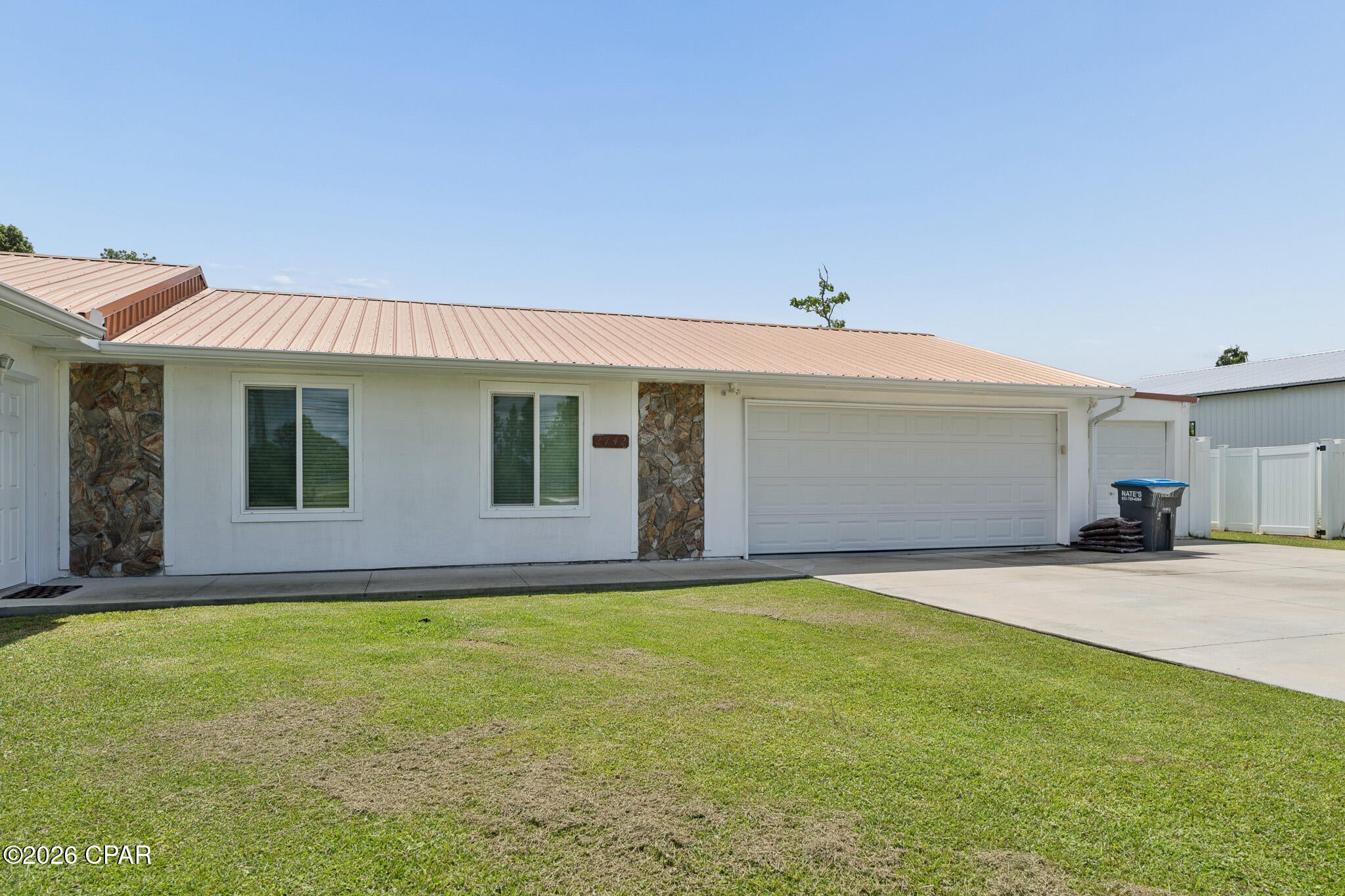 2742 E Highway 390
