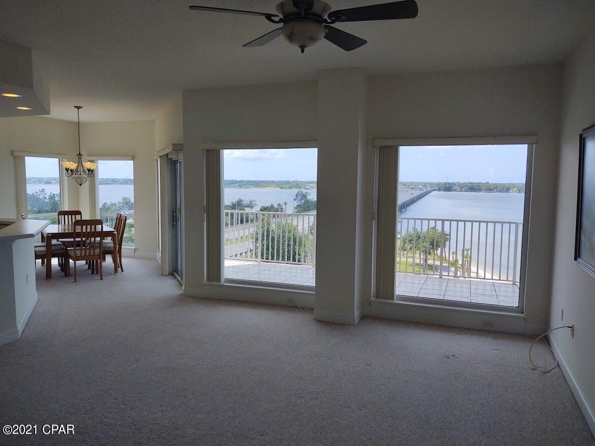 Marina Bay Condo - Residential