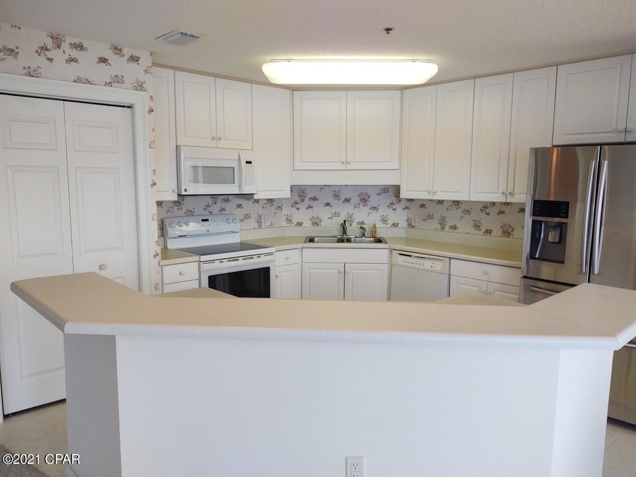 Marina Bay Condo - Residential