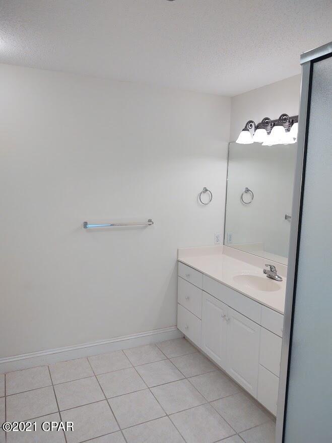 Marina Bay Condo - Residential