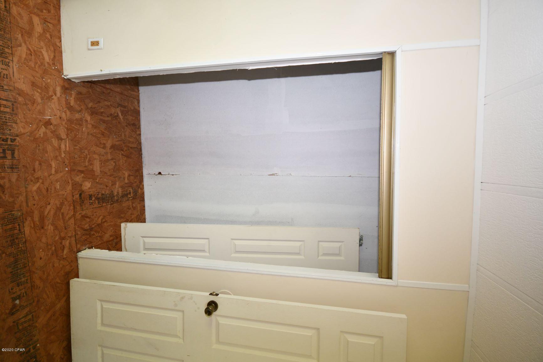 North Lagoon Oaks - Residential