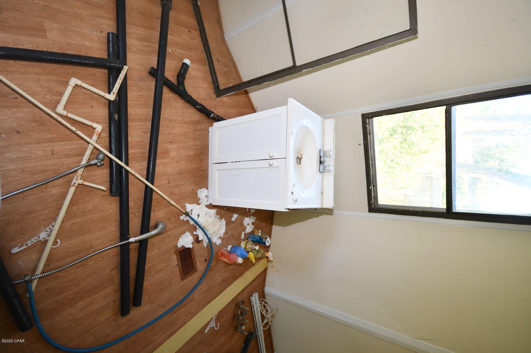 North Lagoon Oaks - Residential