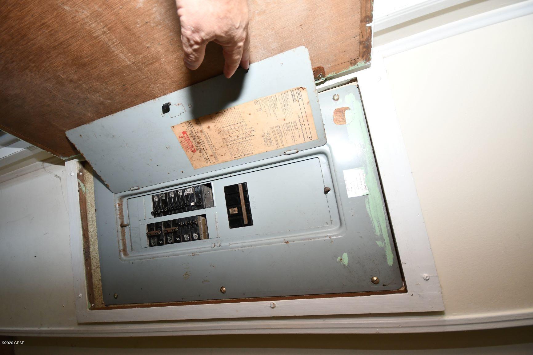 North Lagoon Oaks - Residential