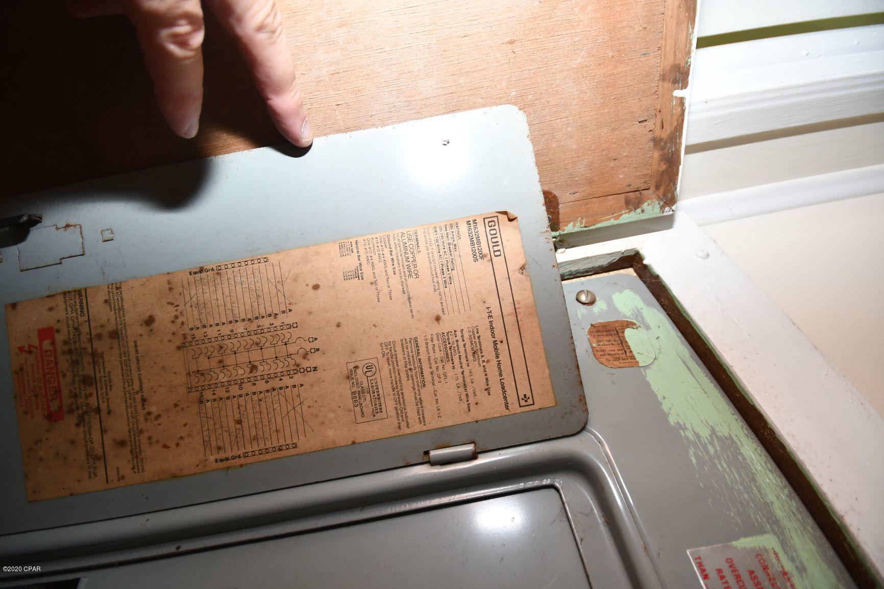 North Lagoon Oaks - Residential