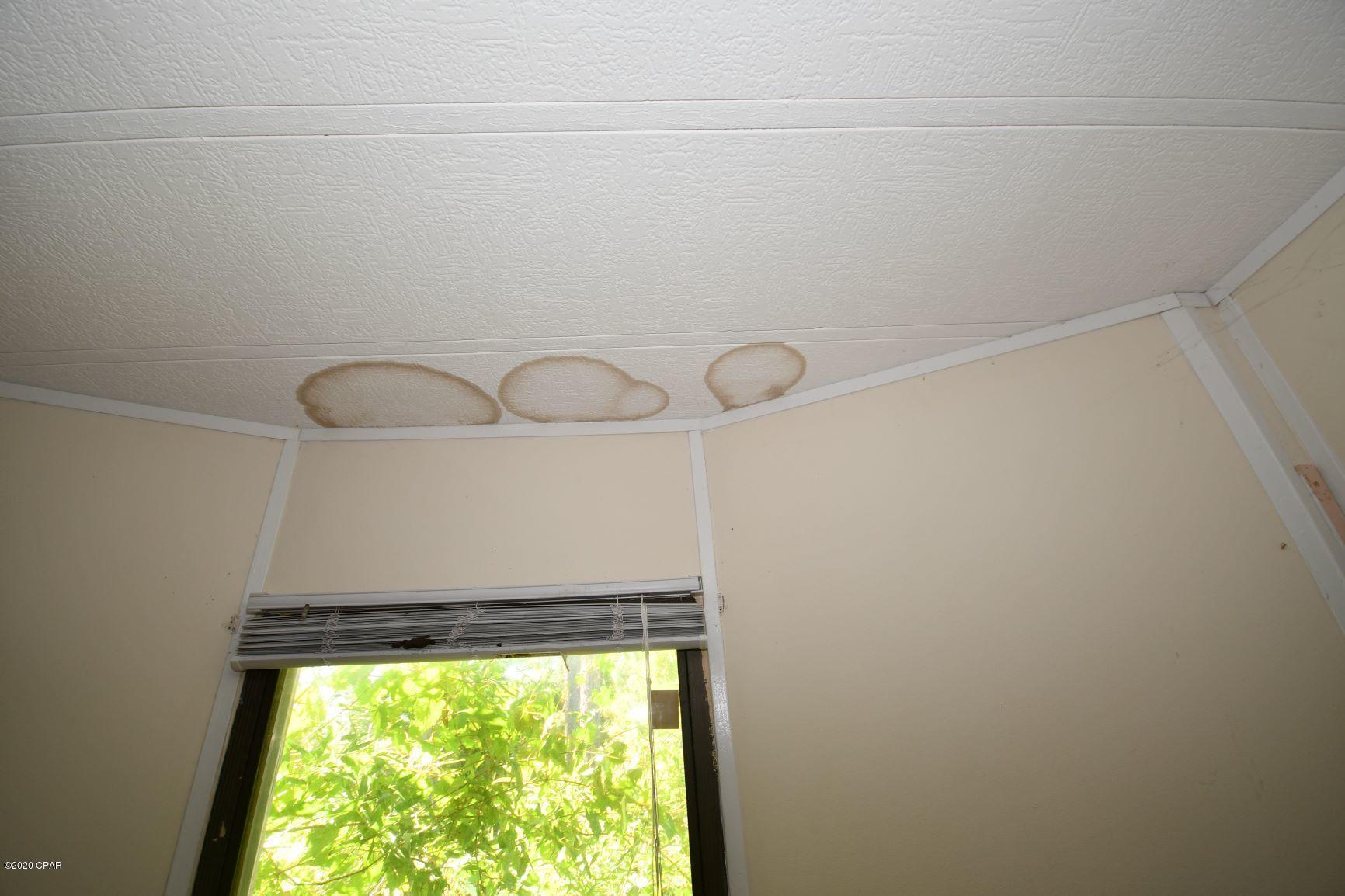 North Lagoon Oaks - Residential