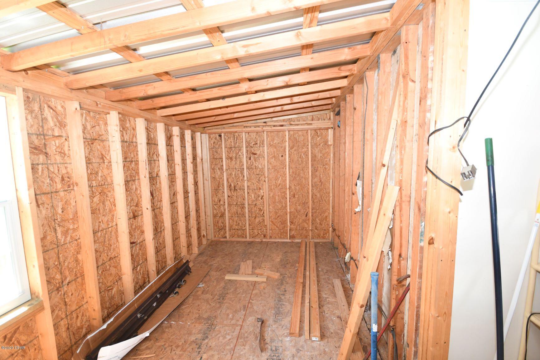 North Lagoon Oaks - Residential