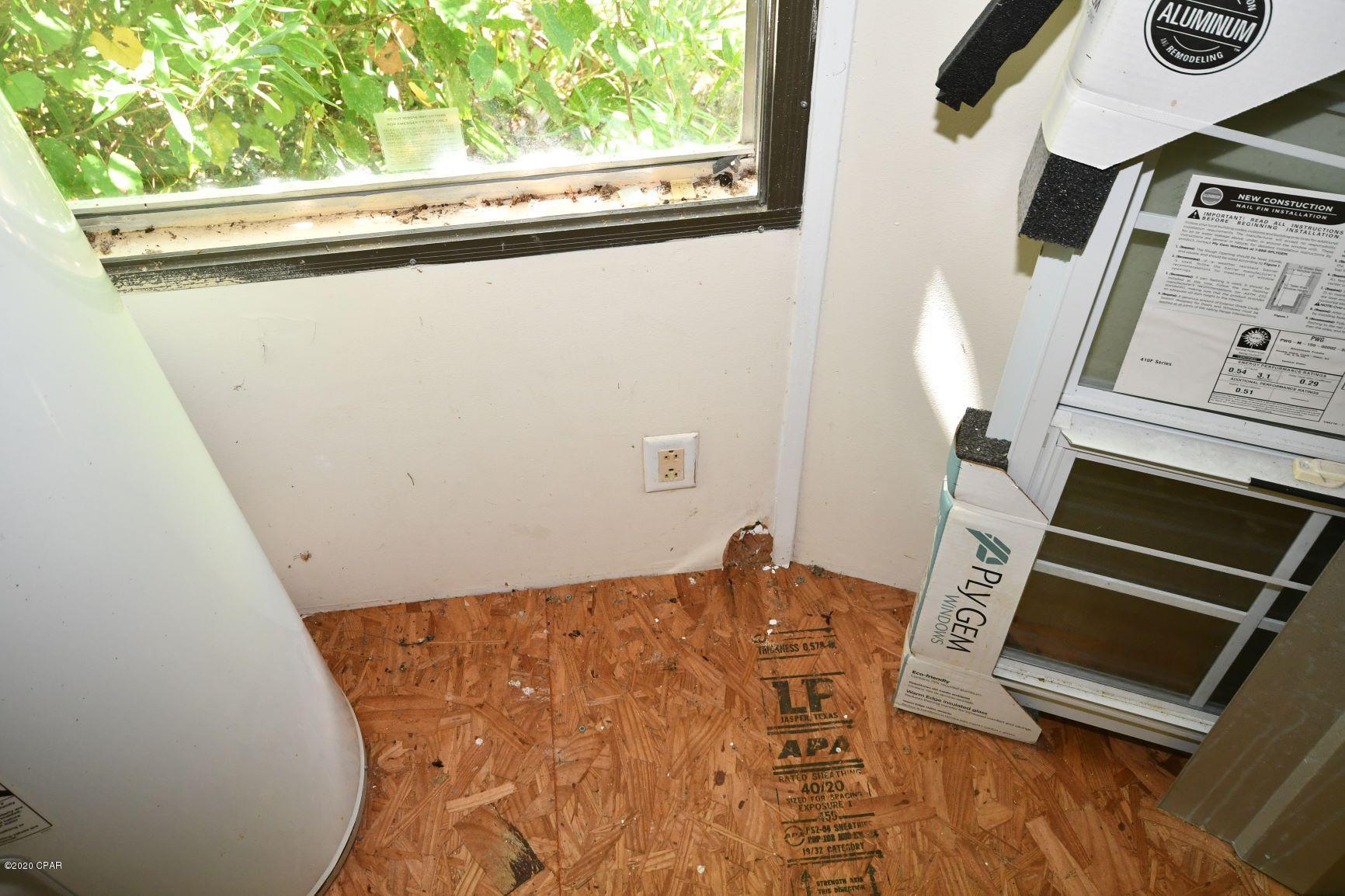 North Lagoon Oaks - Residential