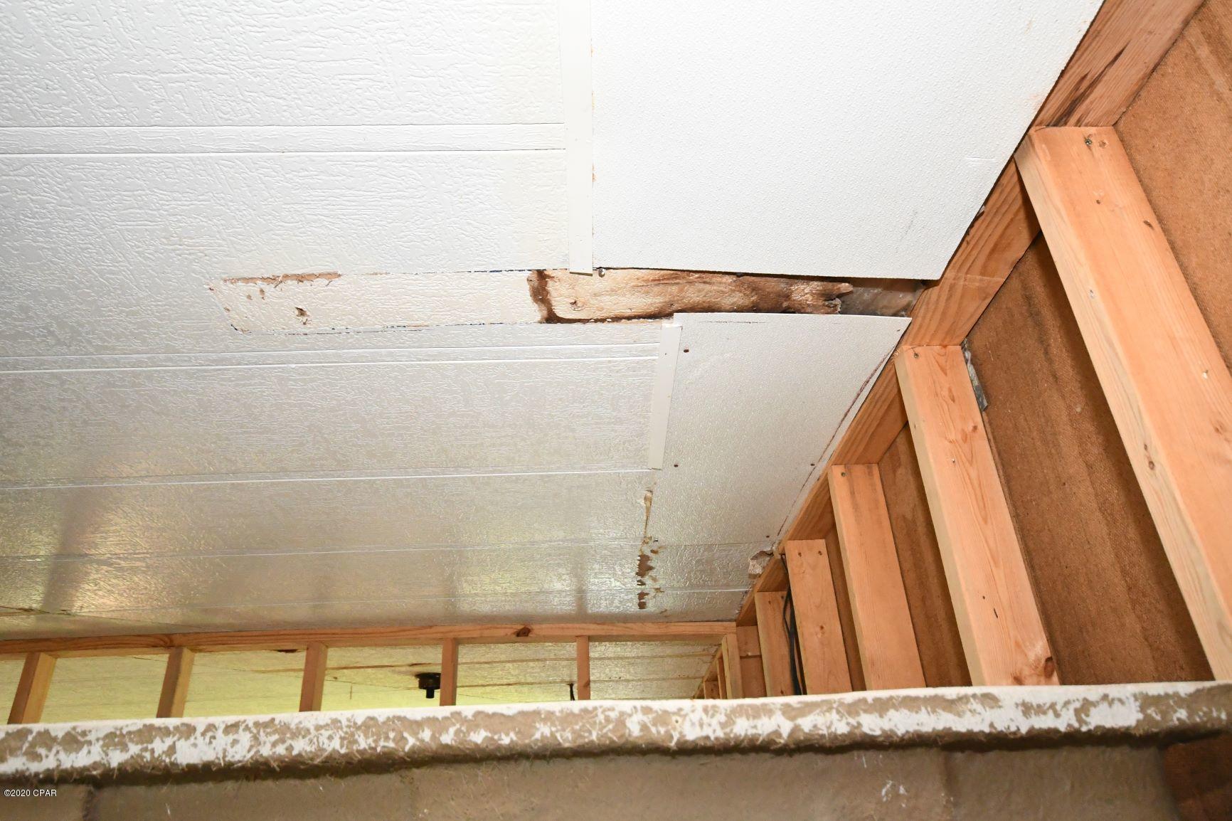 North Lagoon Oaks - Residential