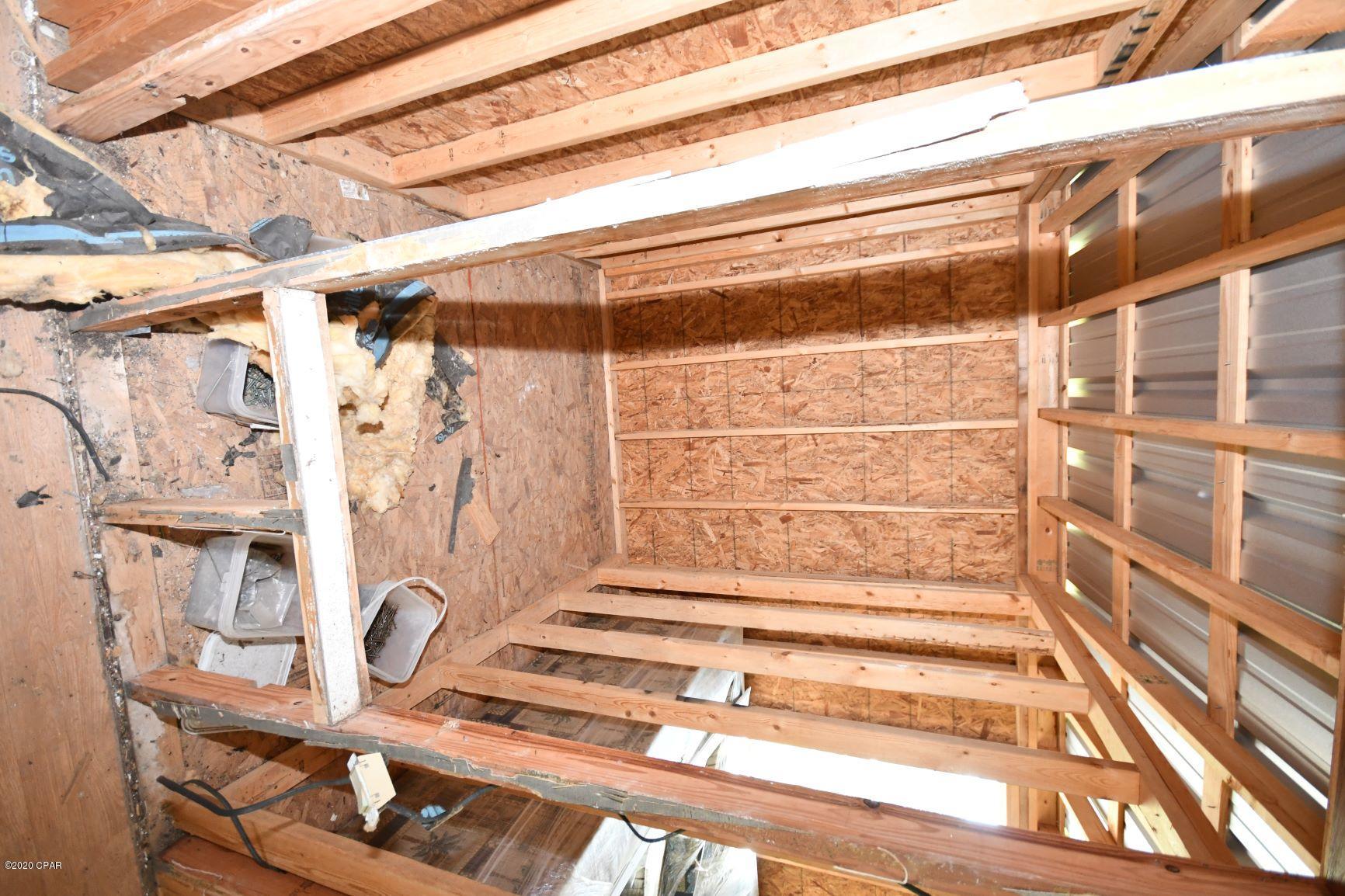 North Lagoon Oaks - Residential