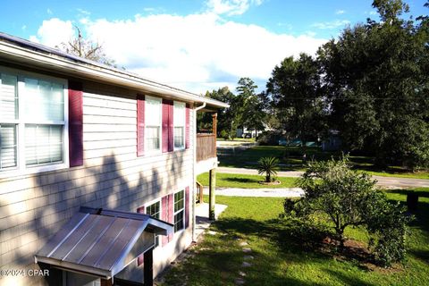 A home in Wewahitchka