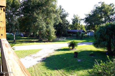 A home in Wewahitchka