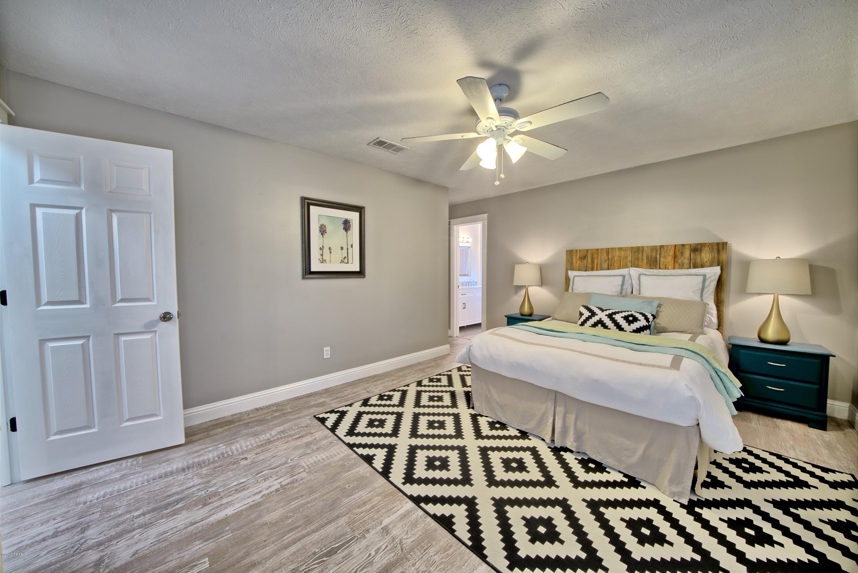 Biltmore Beach 1st Add - Residential