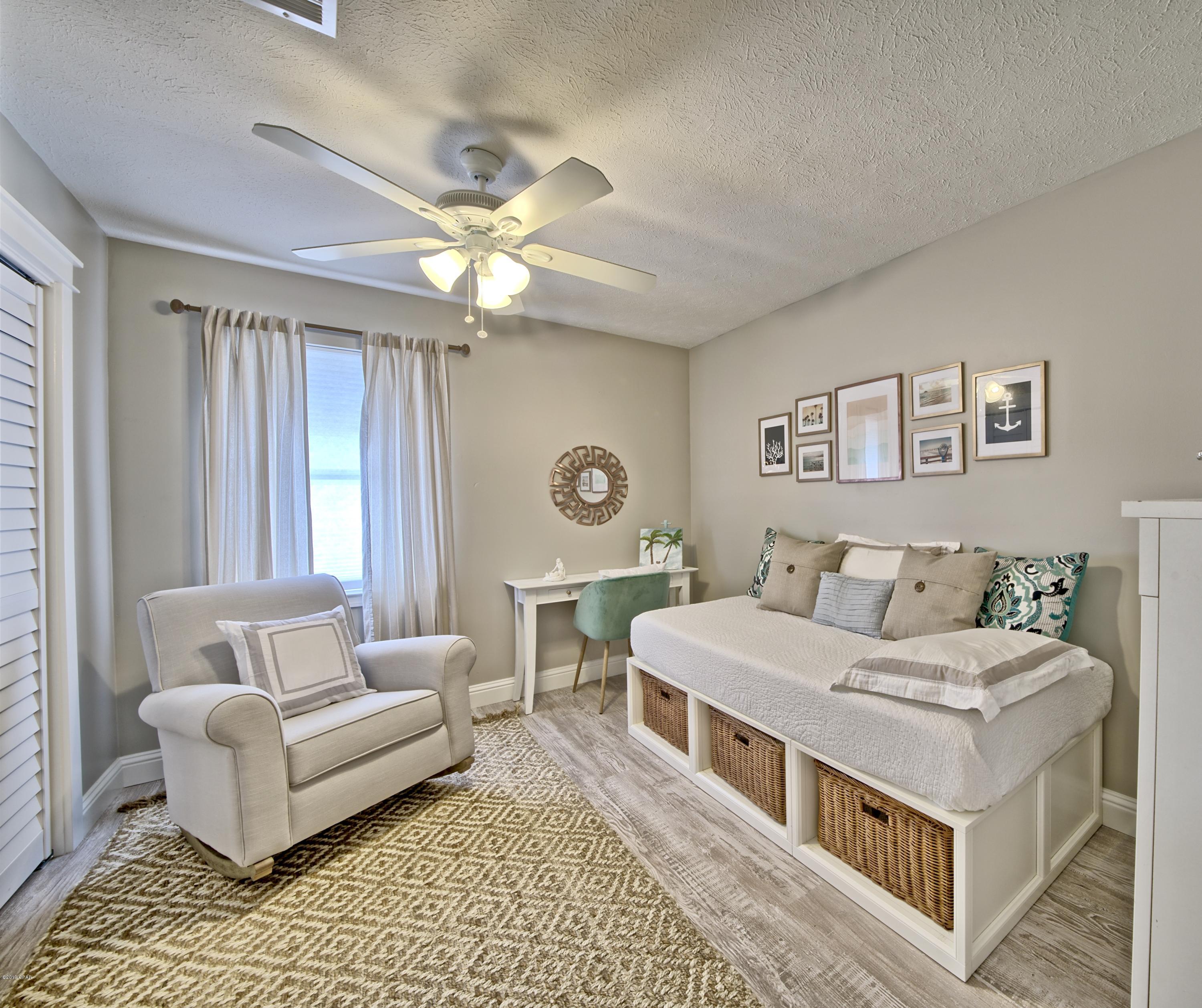 Biltmore Beach 1st Add - Residential